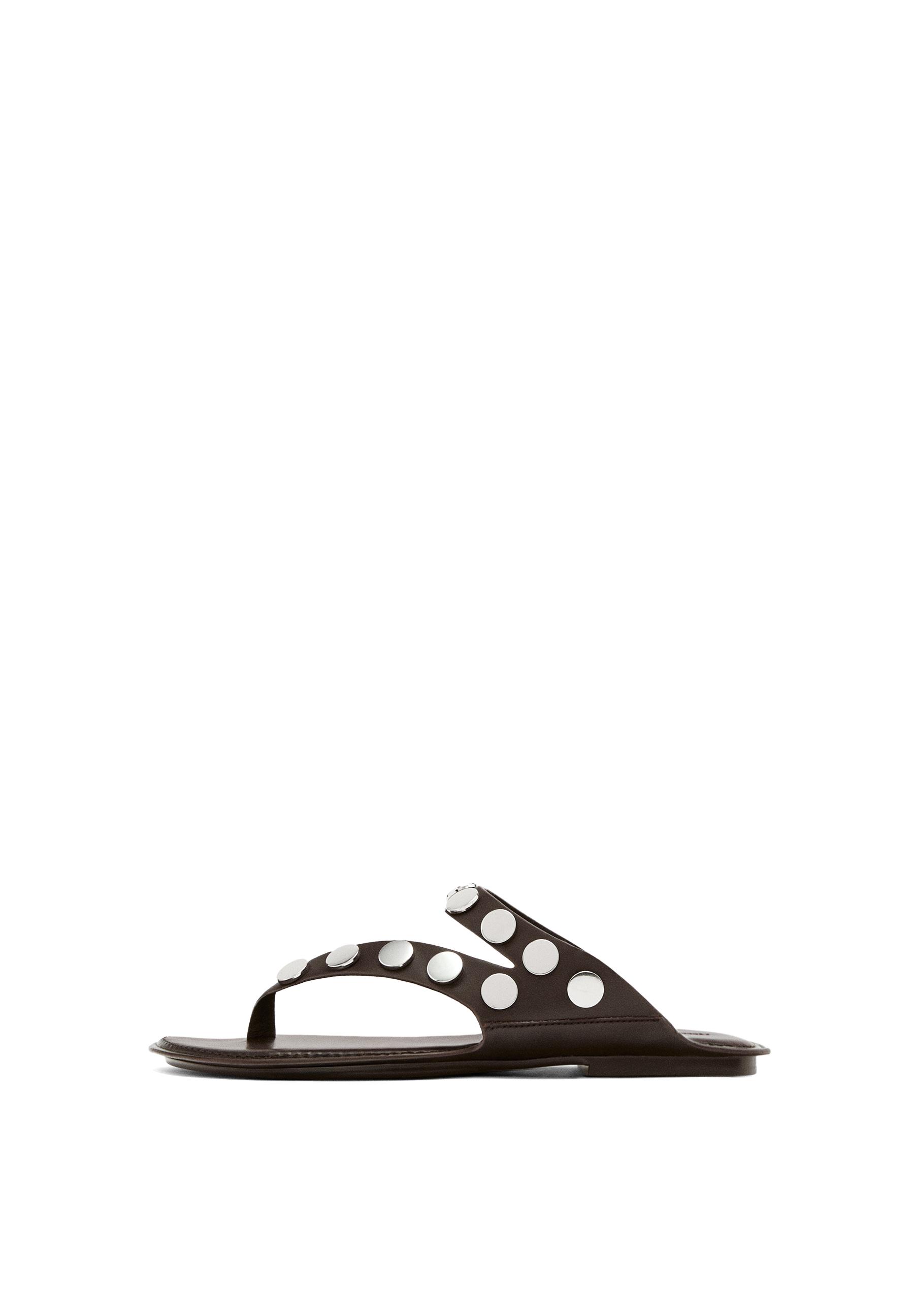 Leather sandals with studs — BROWN