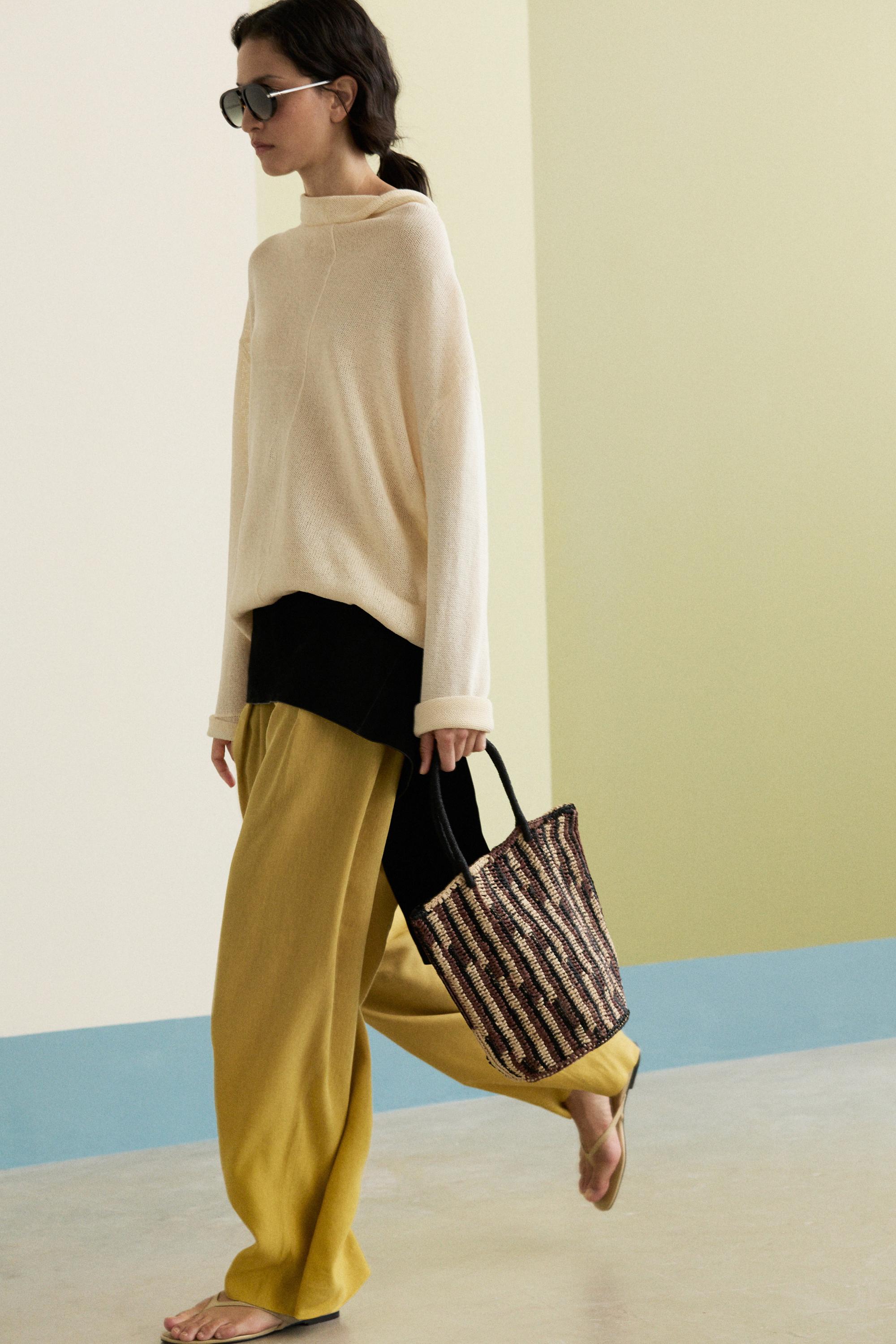 Wide-leg flowing linen blend pleated pants — MUSTARD YELLOW