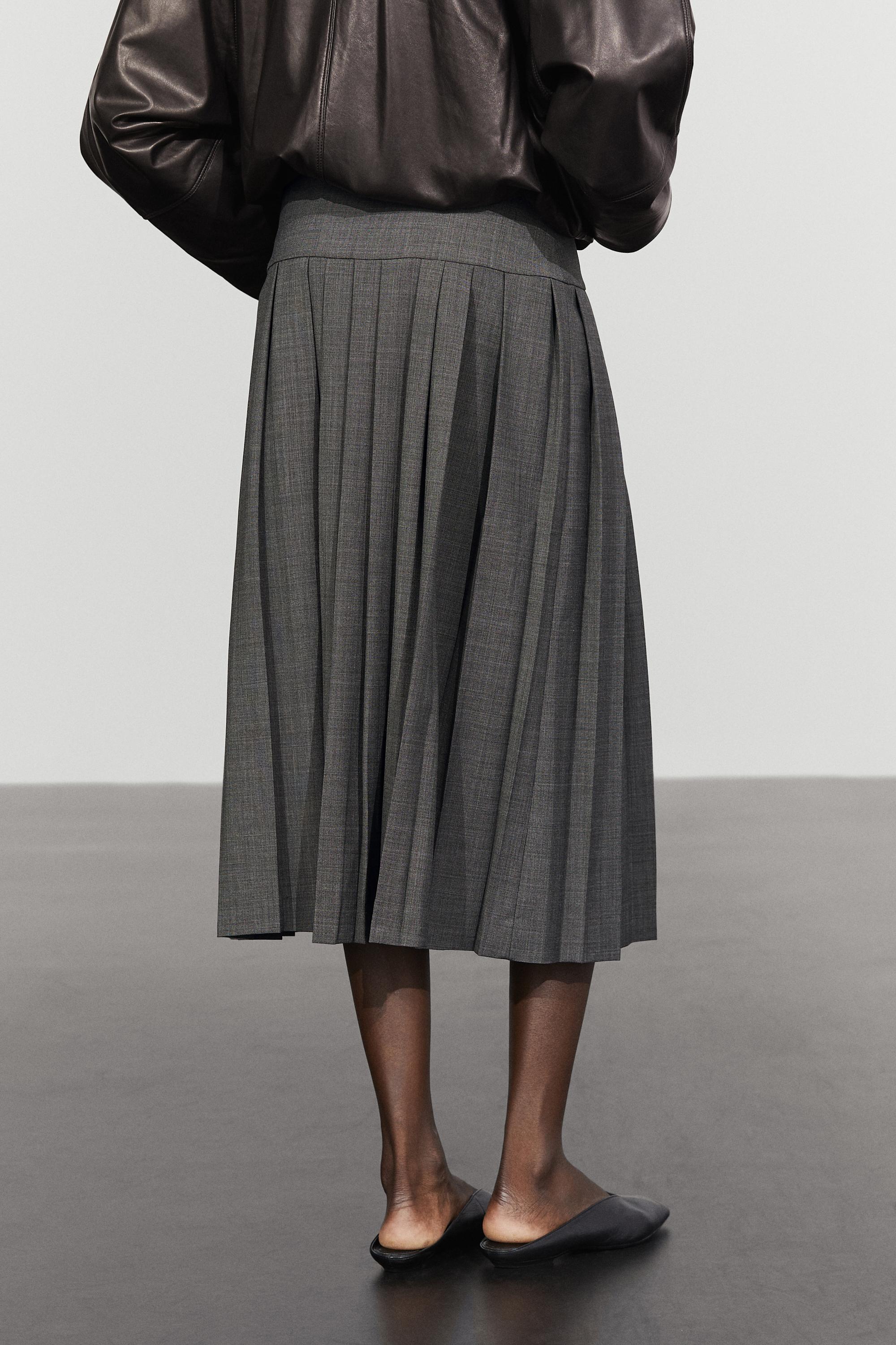 Pleated wool-blend midi skirt — GREY