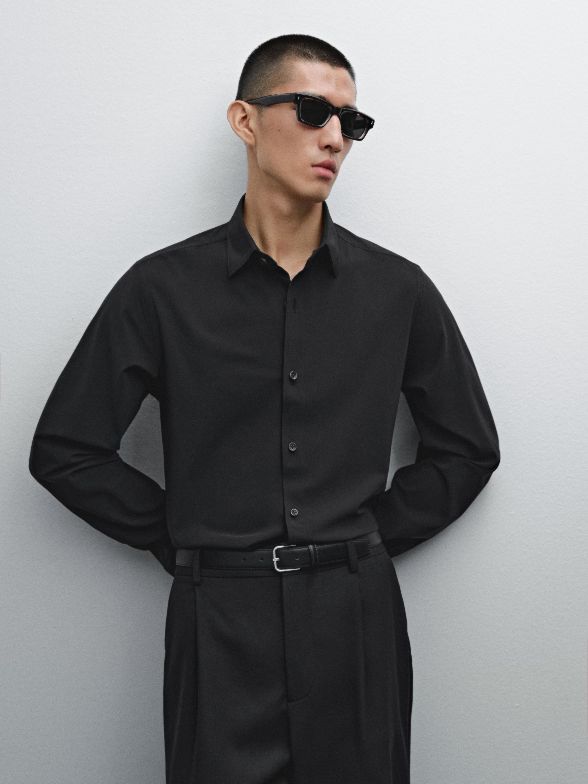 Slim fit non-iron shirt