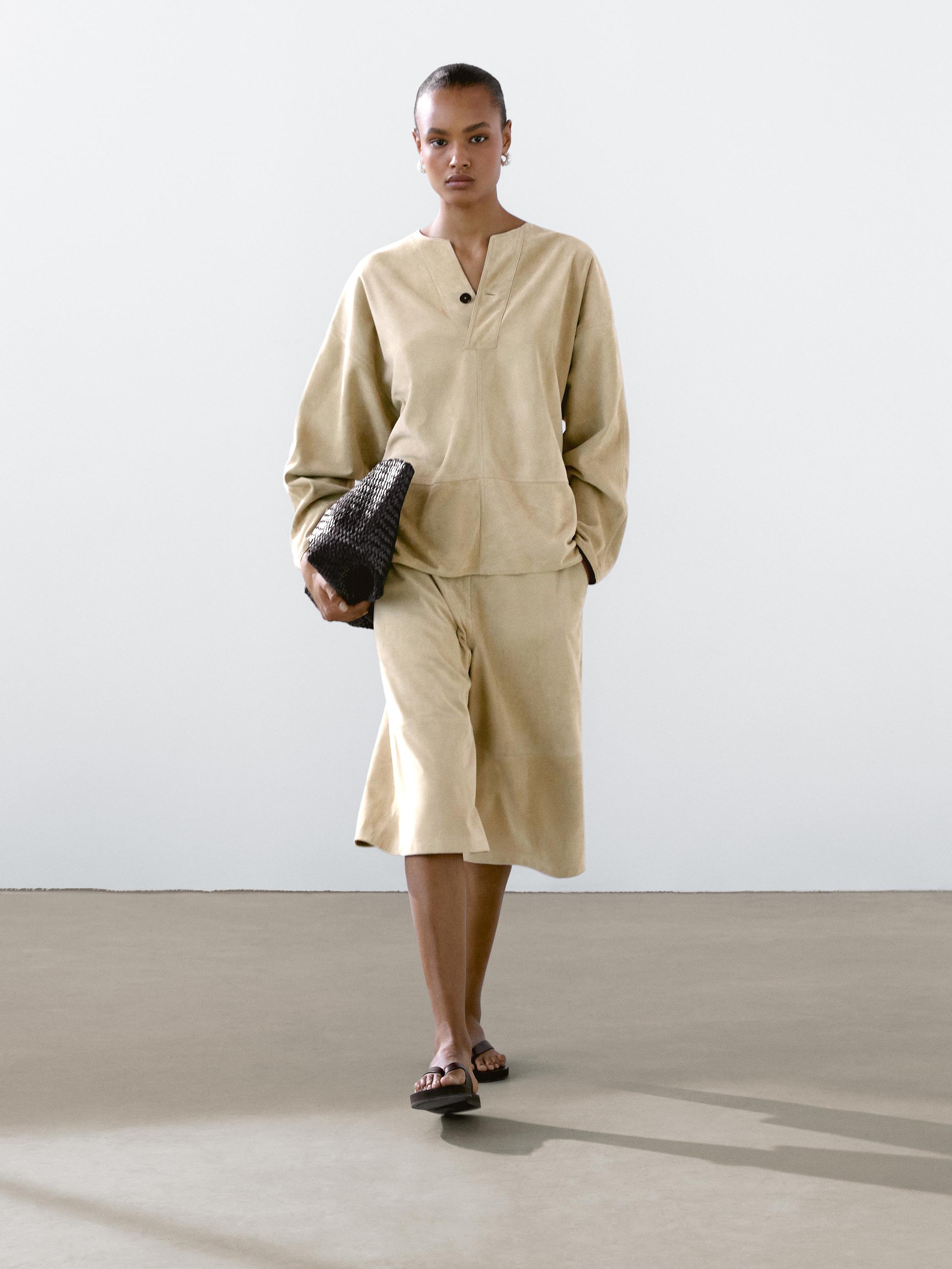 Suede leather Bermuda shorts