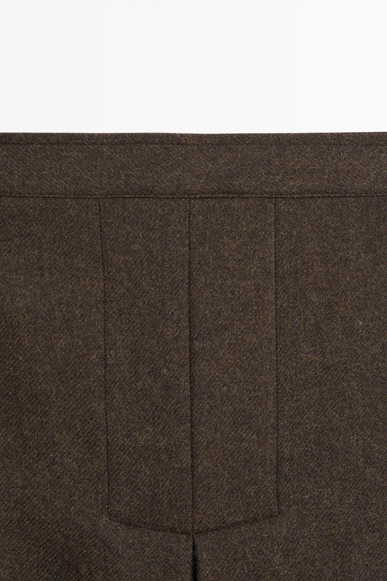 100% wool midi skirt with split detail — BROWN