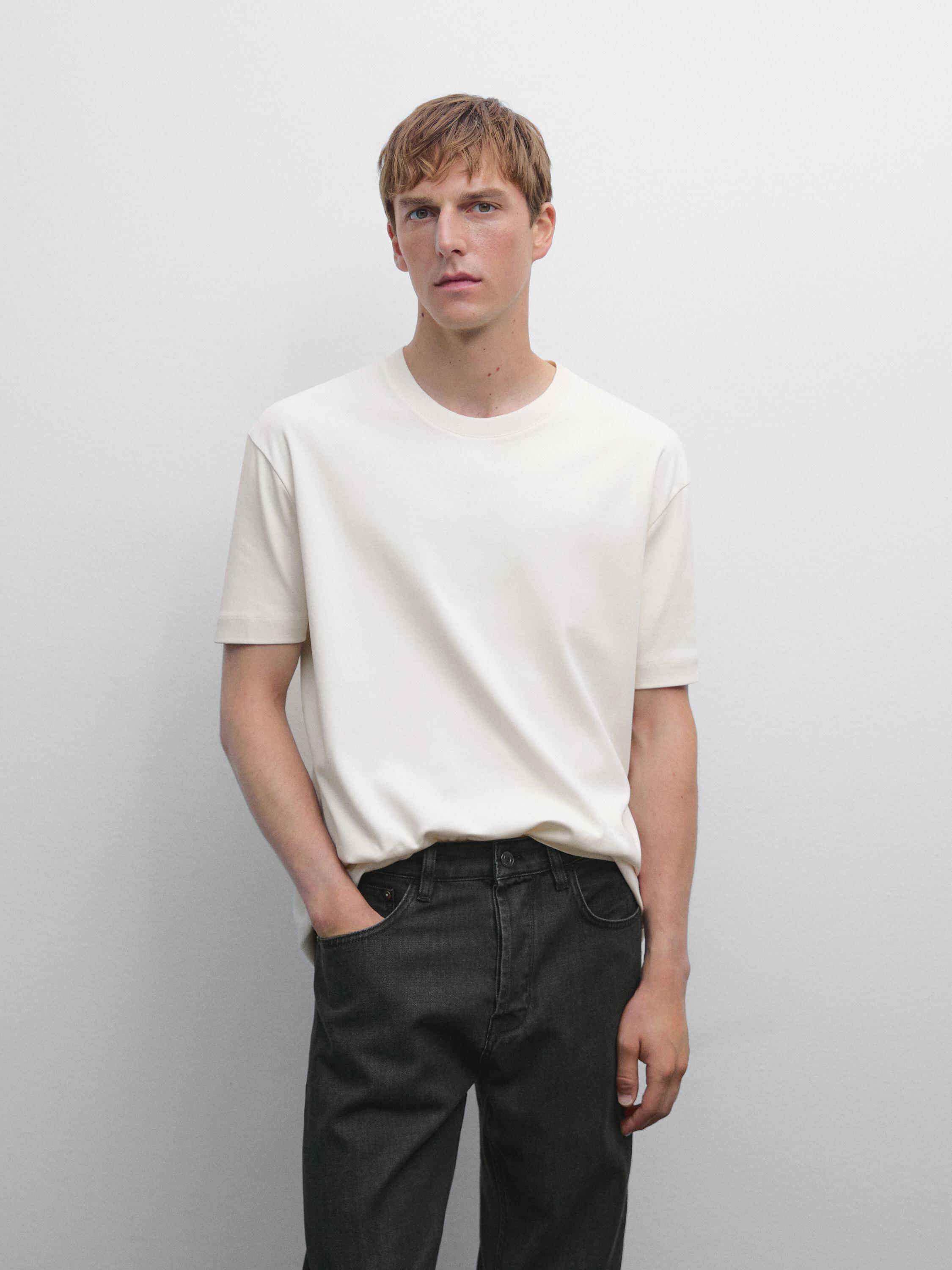100% cotton medium weight T-shirt