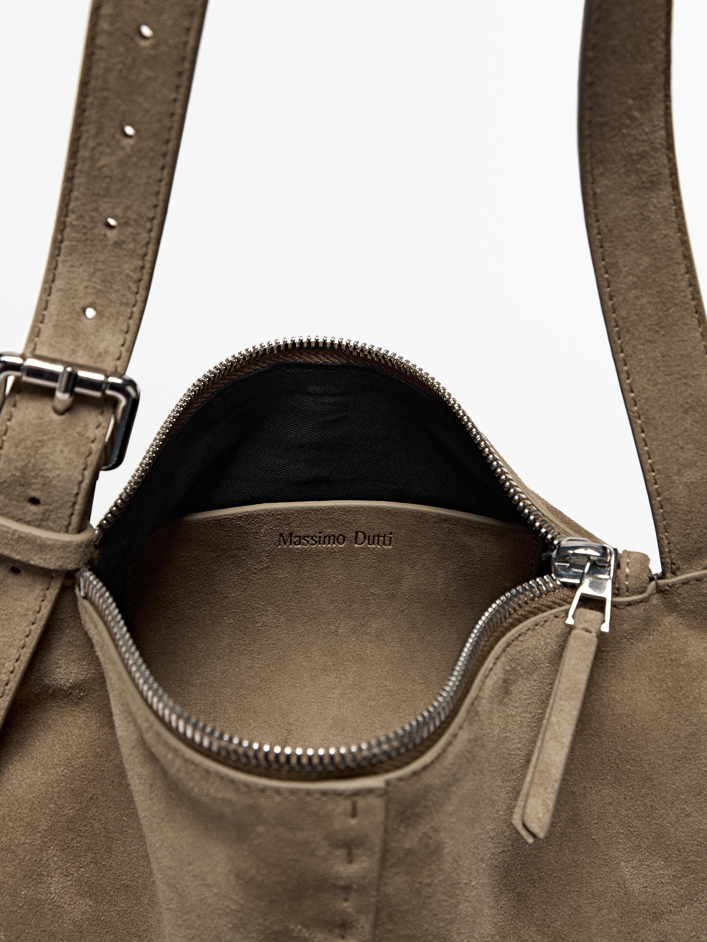 Mala pequena a tiracolo em pele croute