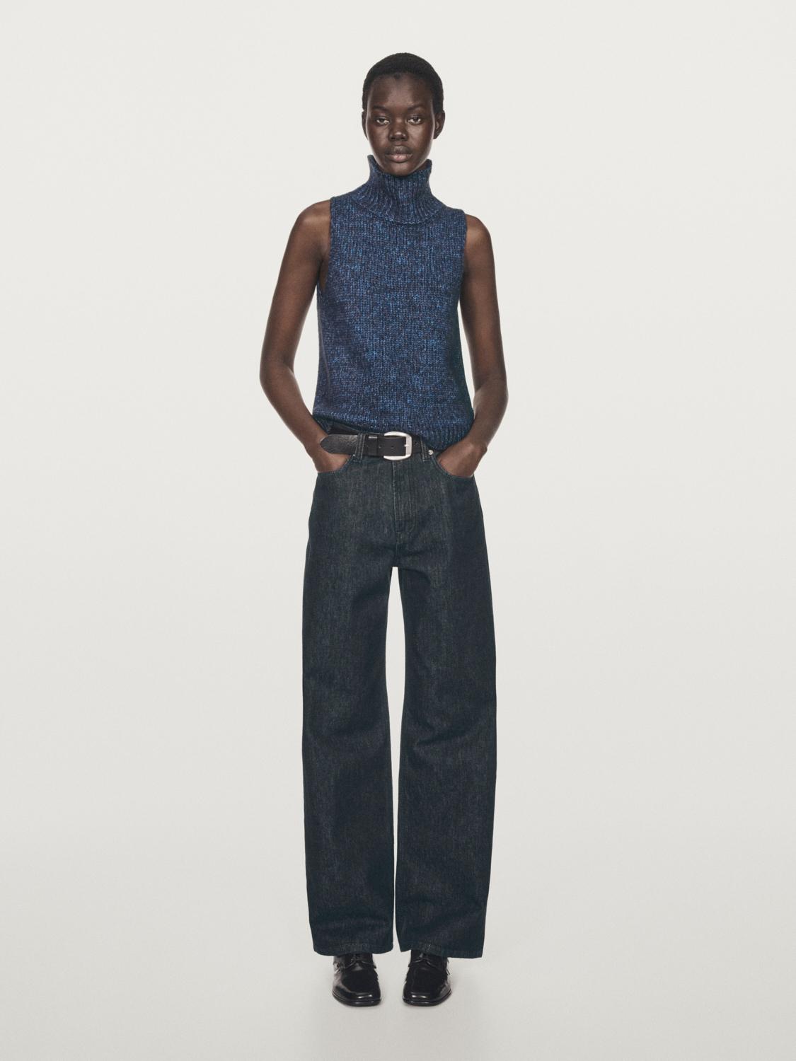 Turtleneck knit vest