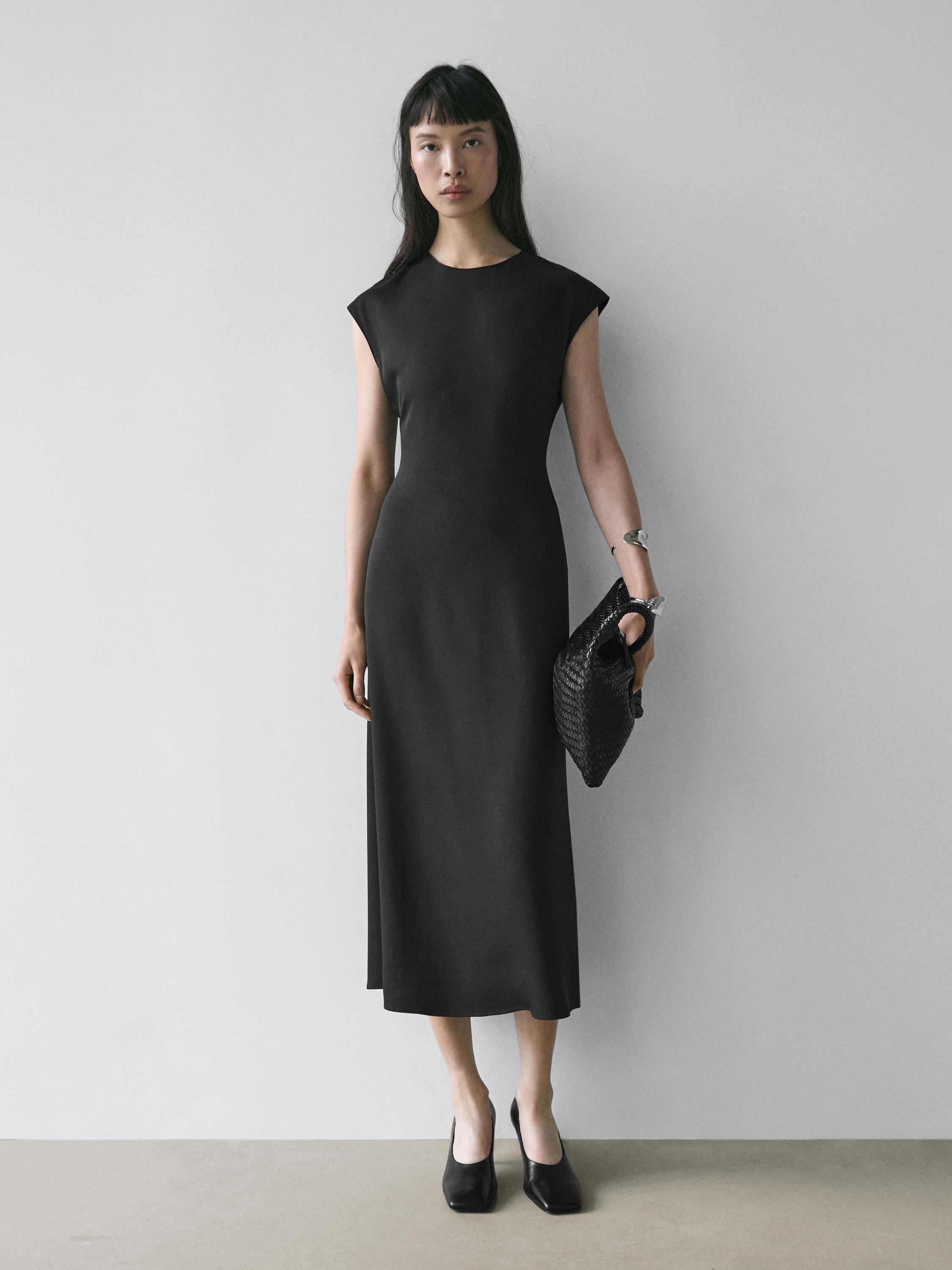 Flowing short sleeve dress — BLACK