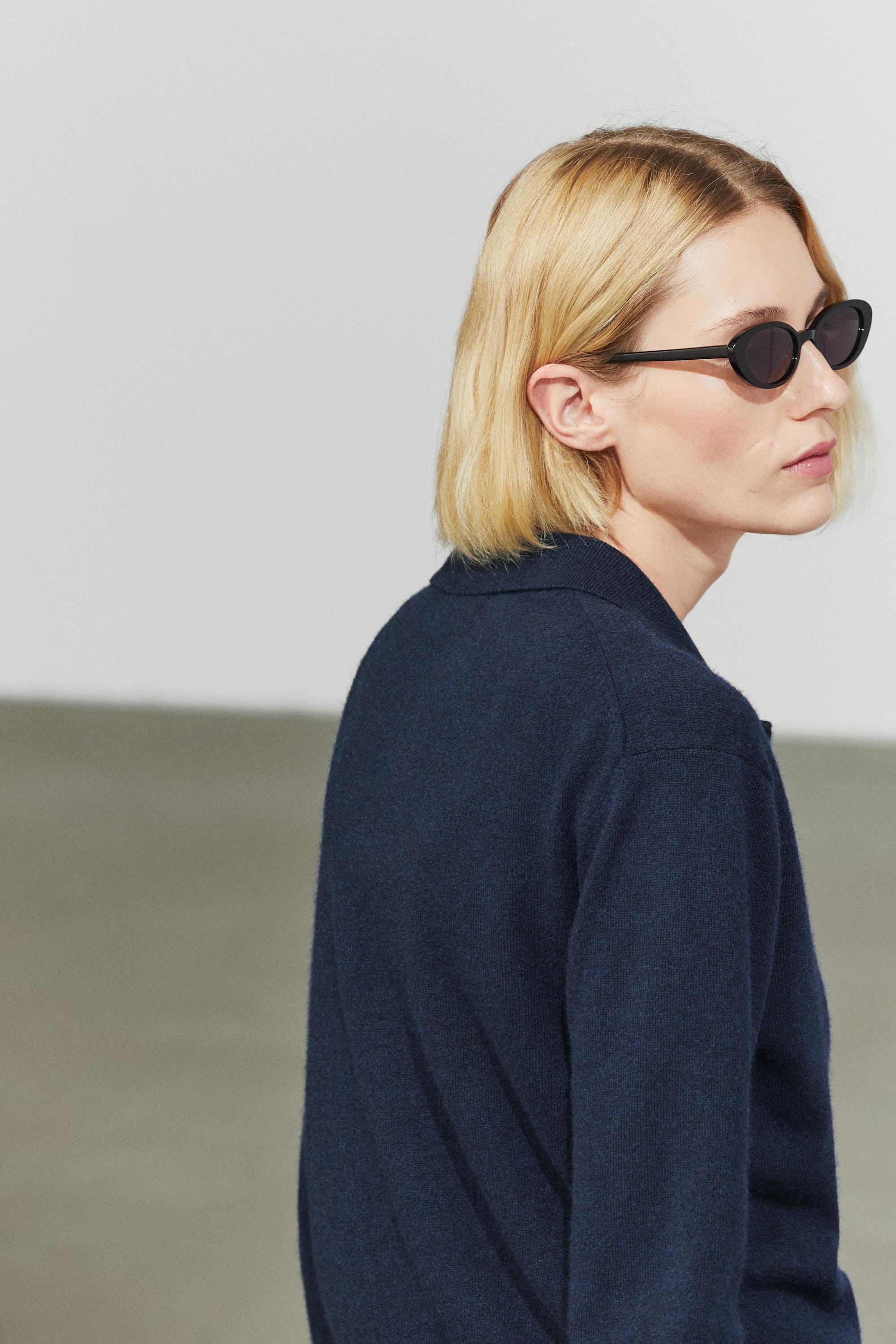 100% cashmere knit polo collar cardigan — NAVY BLUE