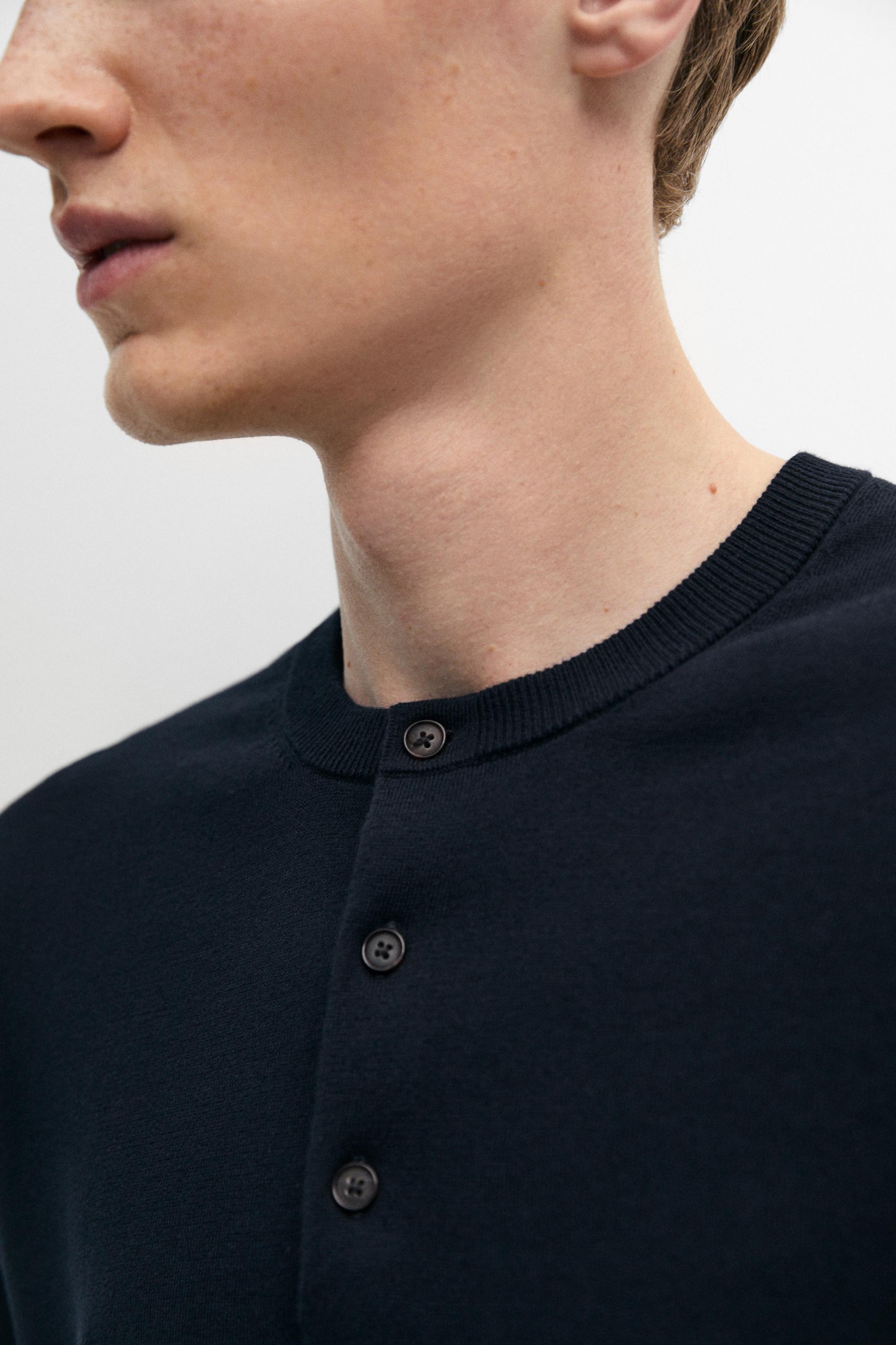 100% Cotton Henley Neck Knit Sweater — NAVY BLUE