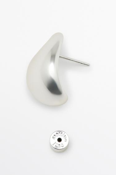 Curved pebble earrings — SILVER 5