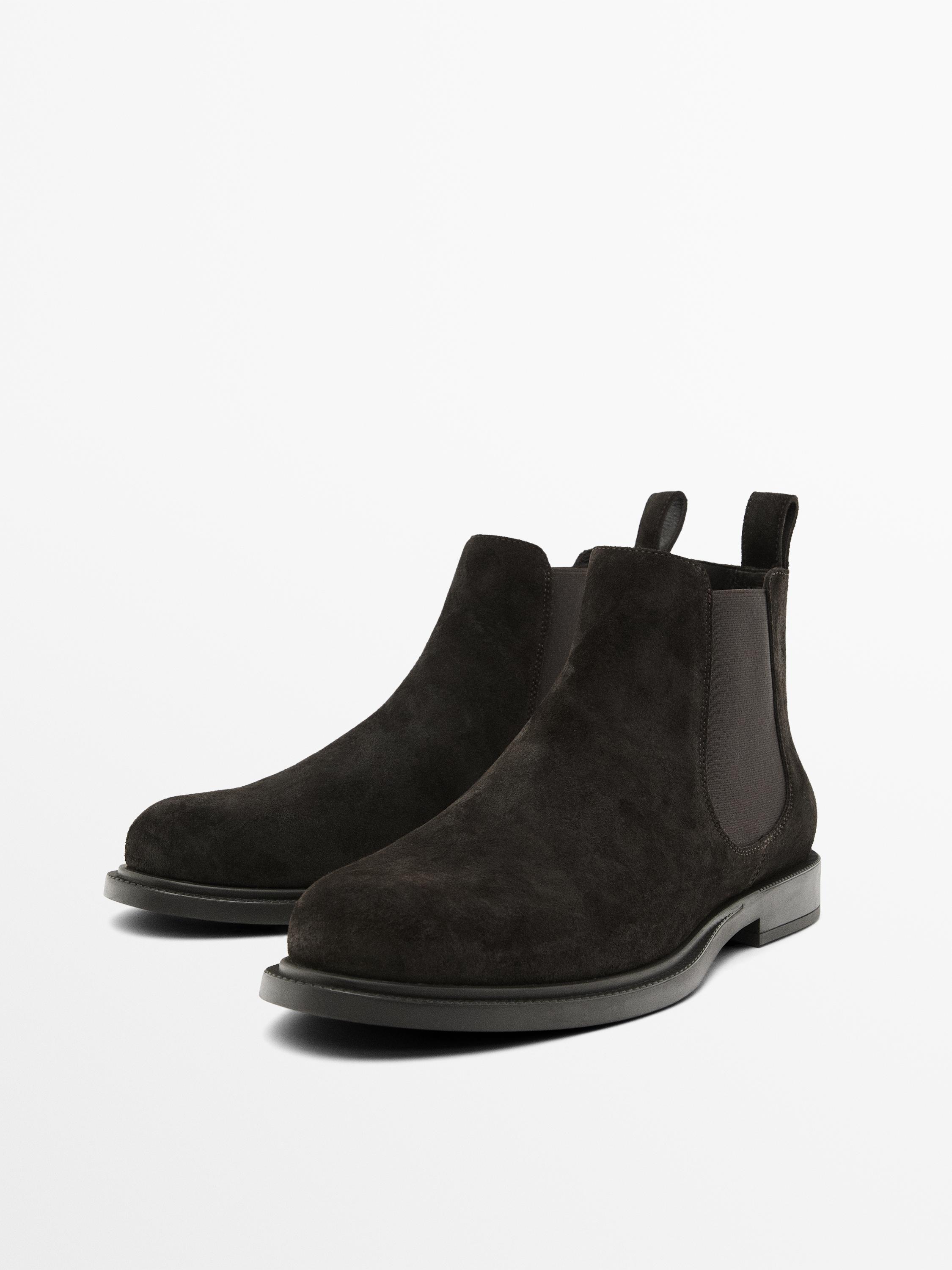 Oiled split leather Chelsea boots