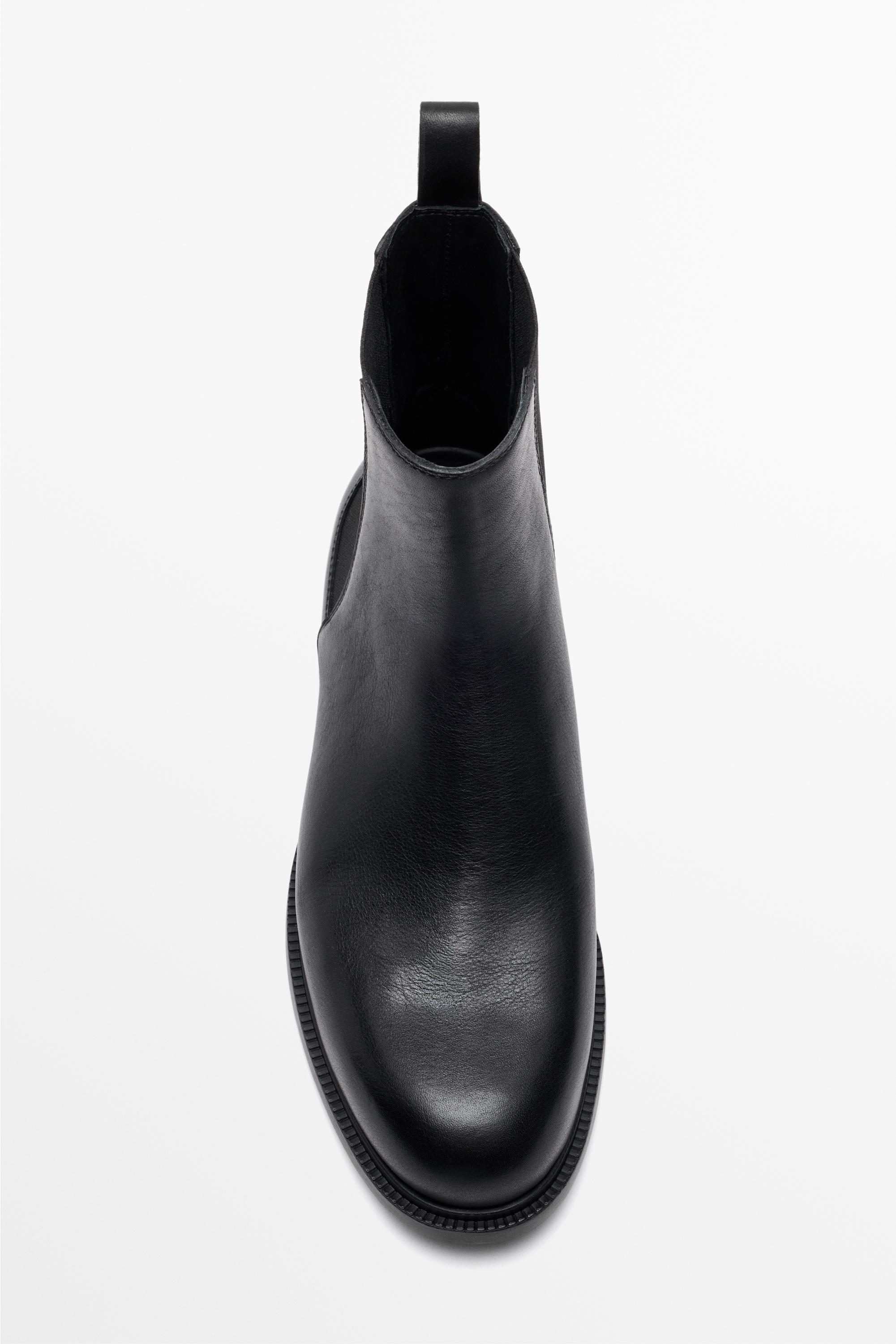 Leather Chelsea ankle boots