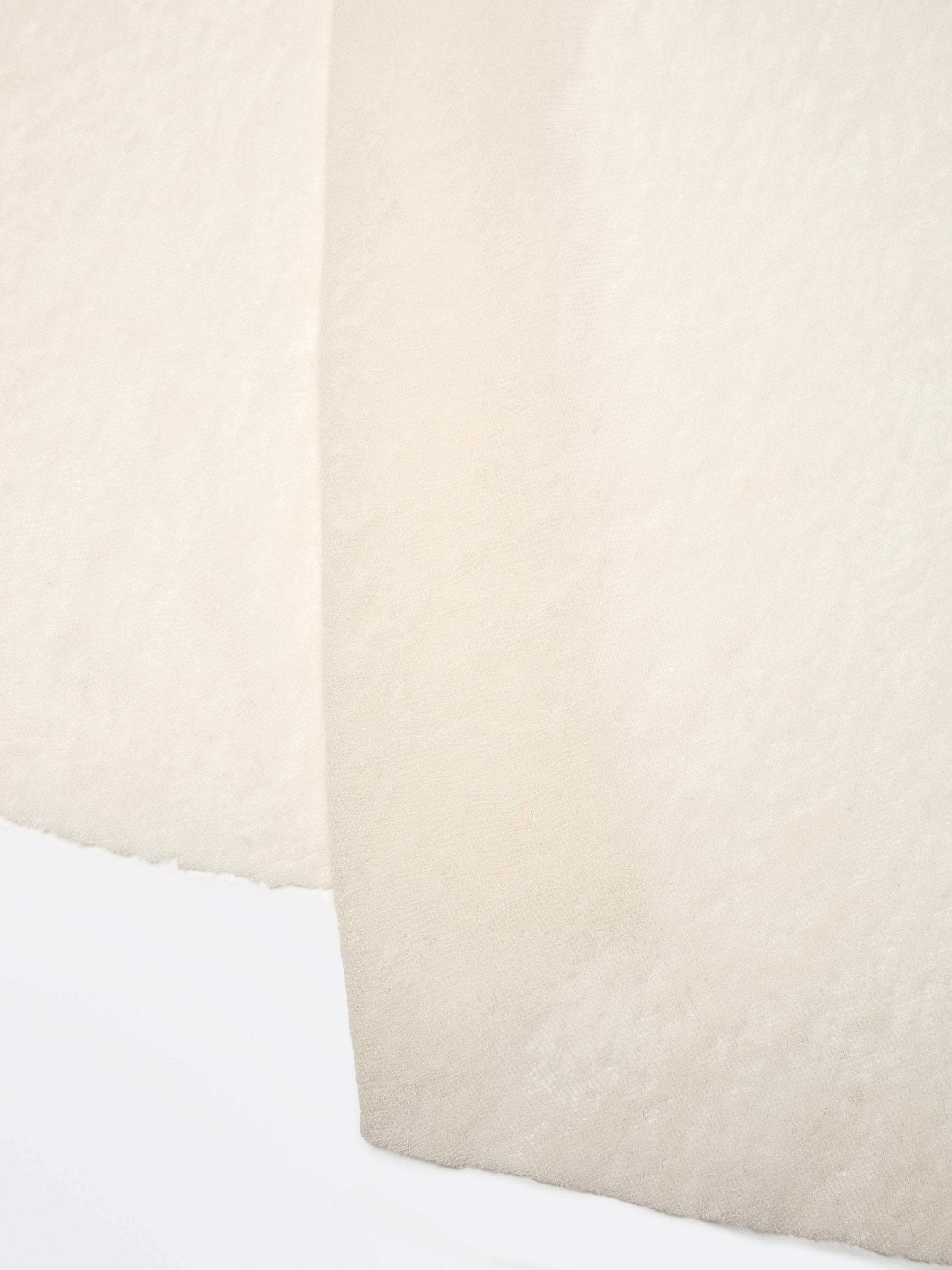 100% cashmere scarf