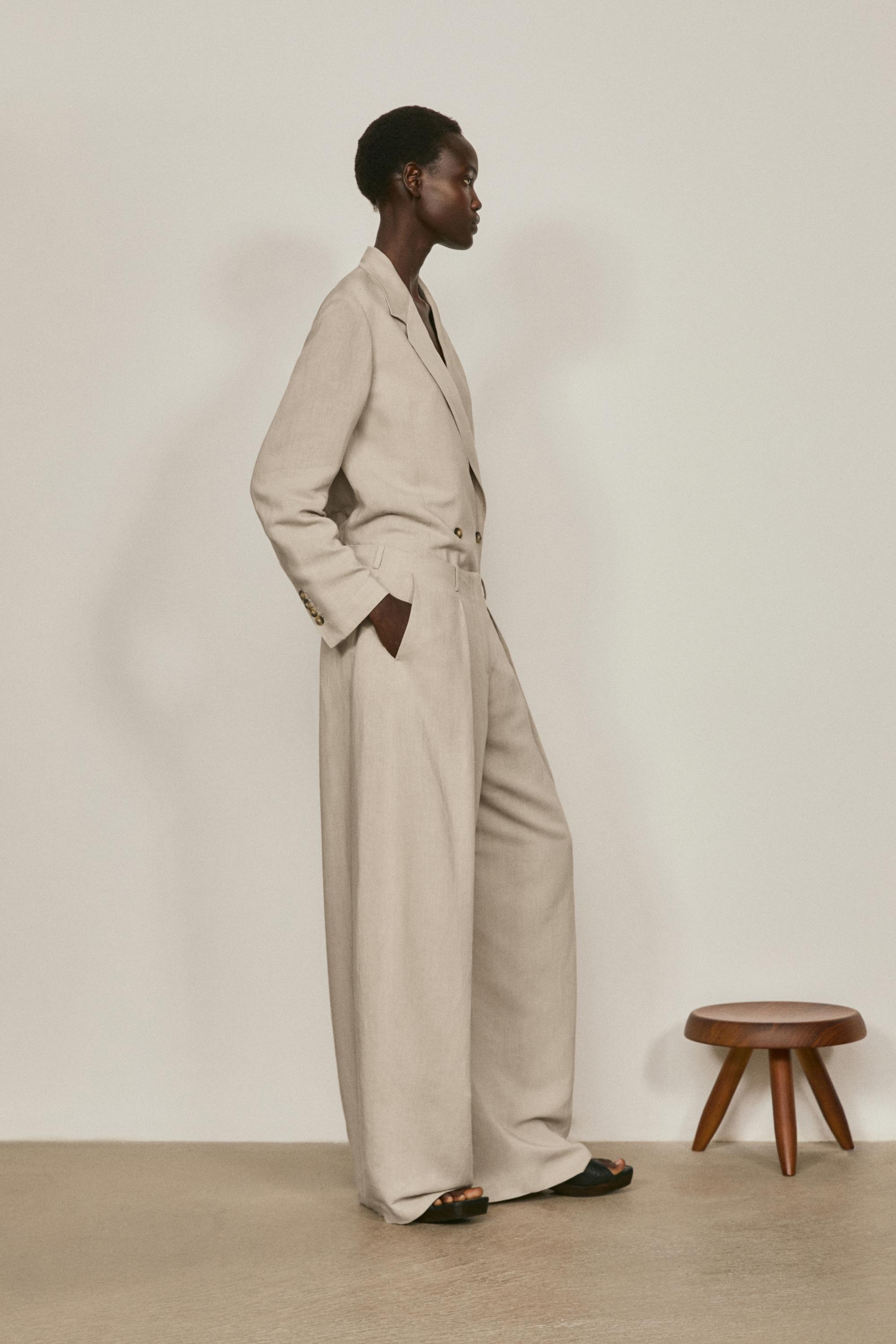 Darted trousers - LIMITED EDITION — SAND