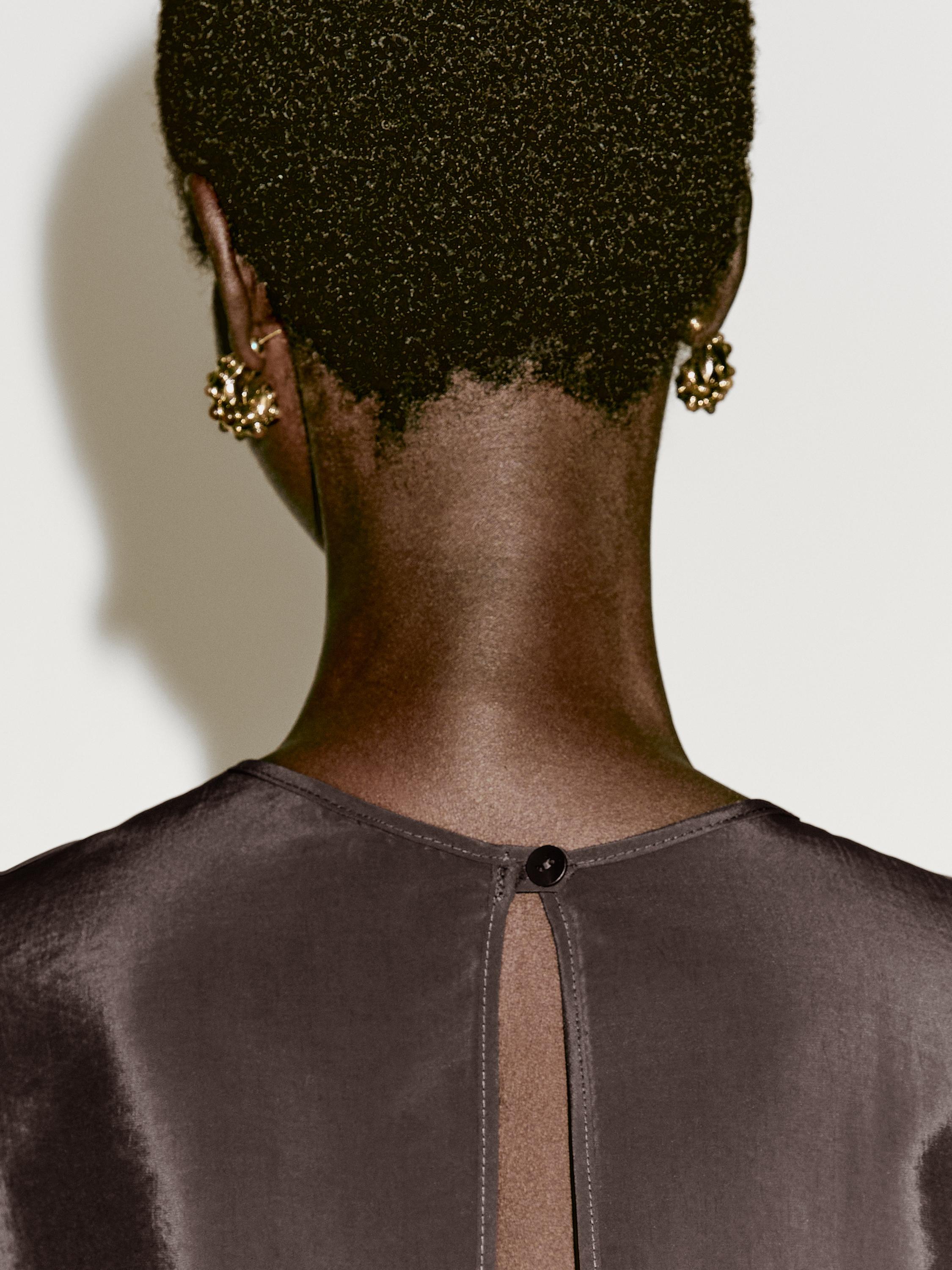 Satin shirt with vent detail - Limited Edition