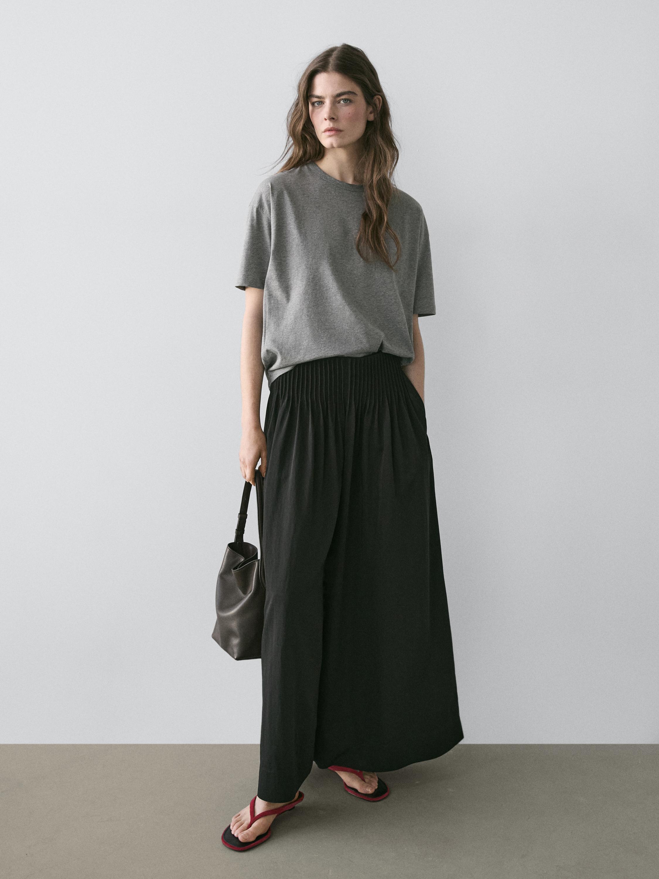 Flowing wide-leg pants — BLACK