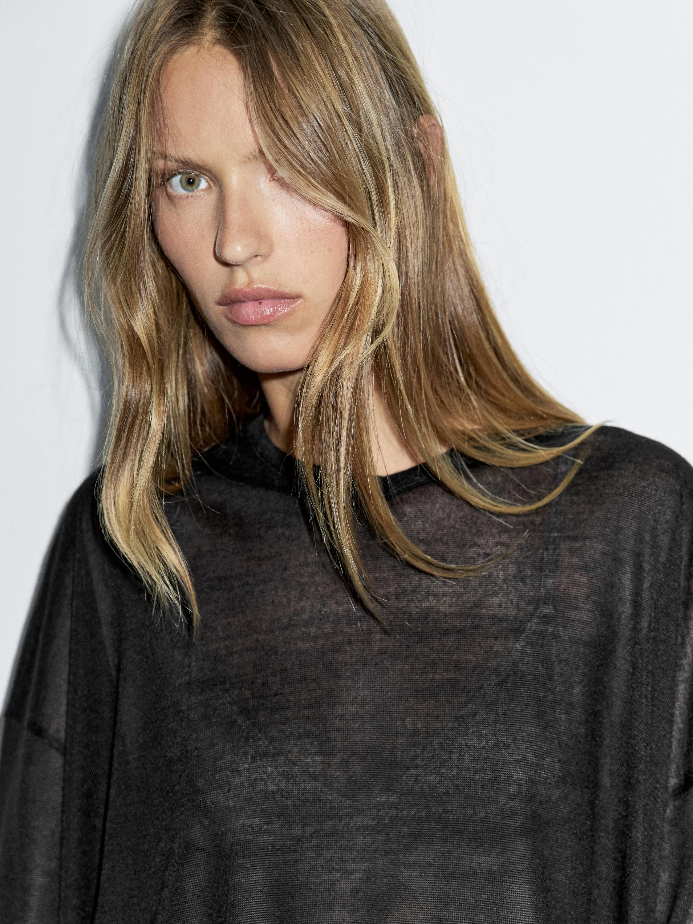 루즈핏 V넥 스웨터