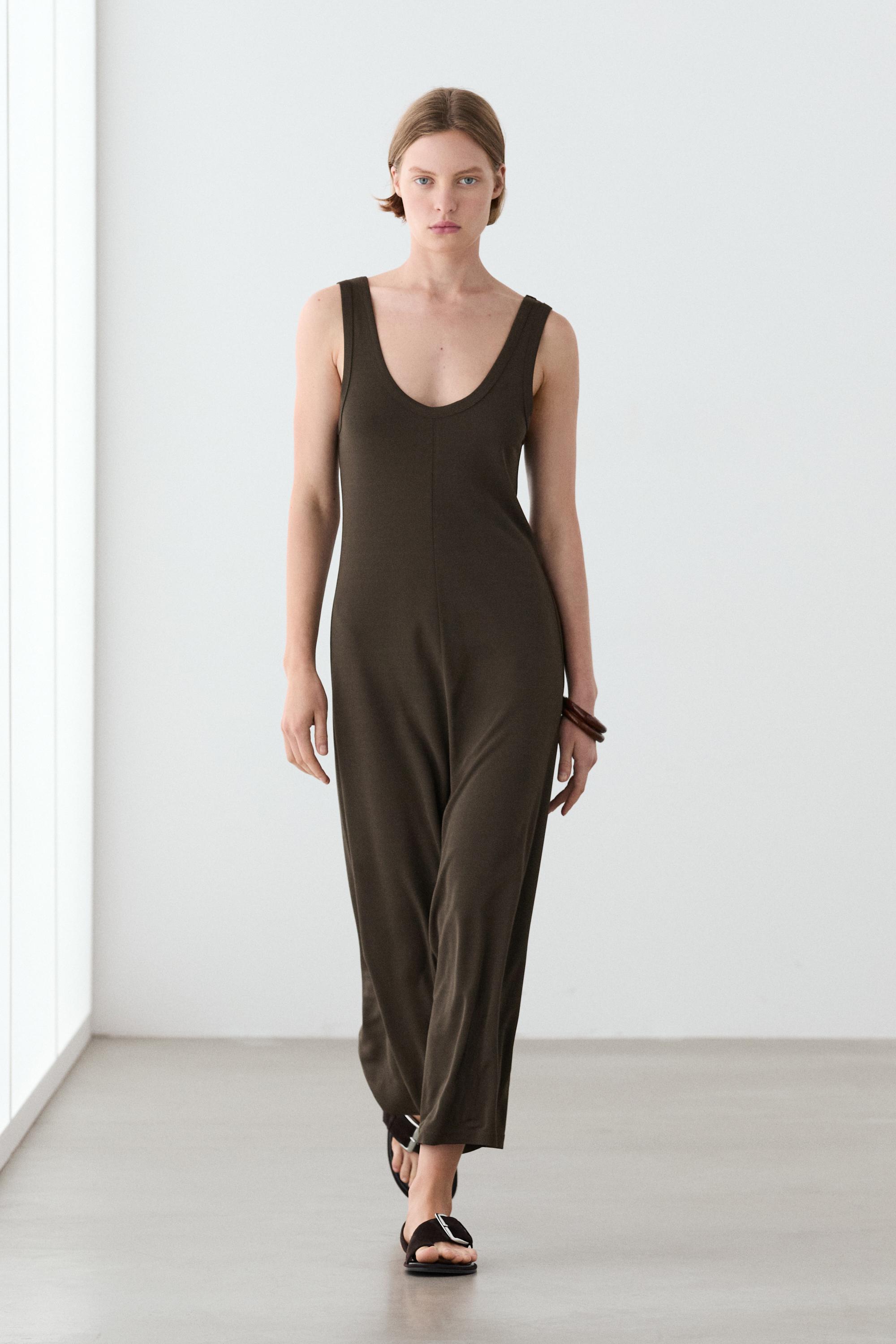 Midi dress with central seam detail