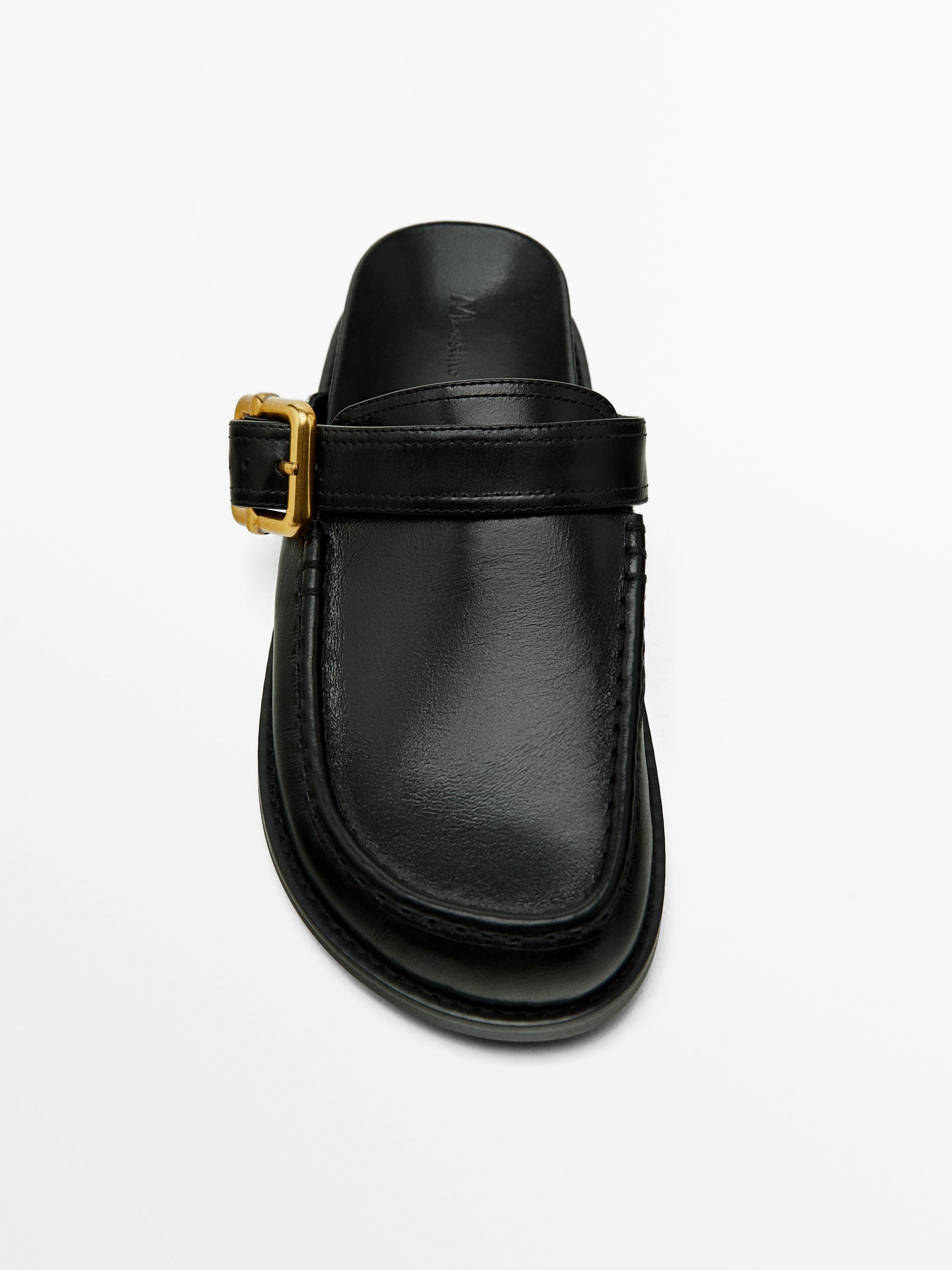 Leather clogs with buckle