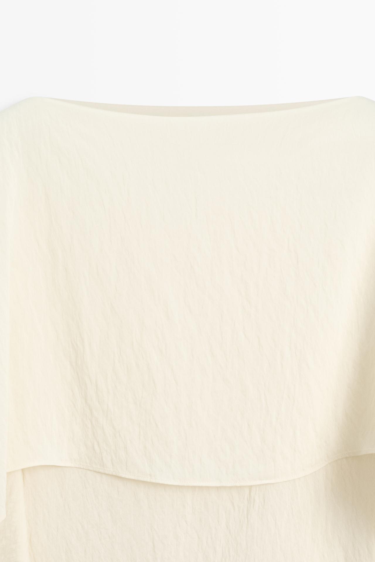 Flowing cape-style blouse — Off white