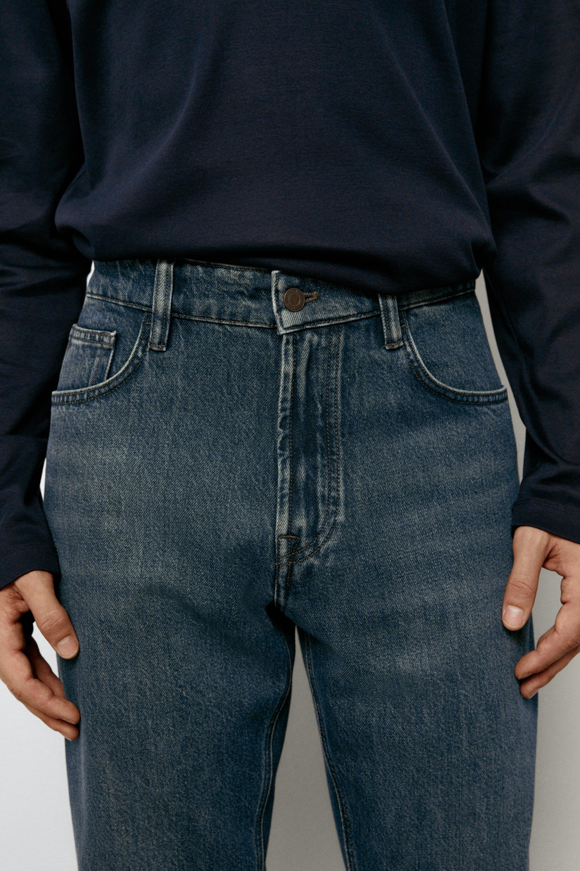 Tapered fit jeans — INDIGO