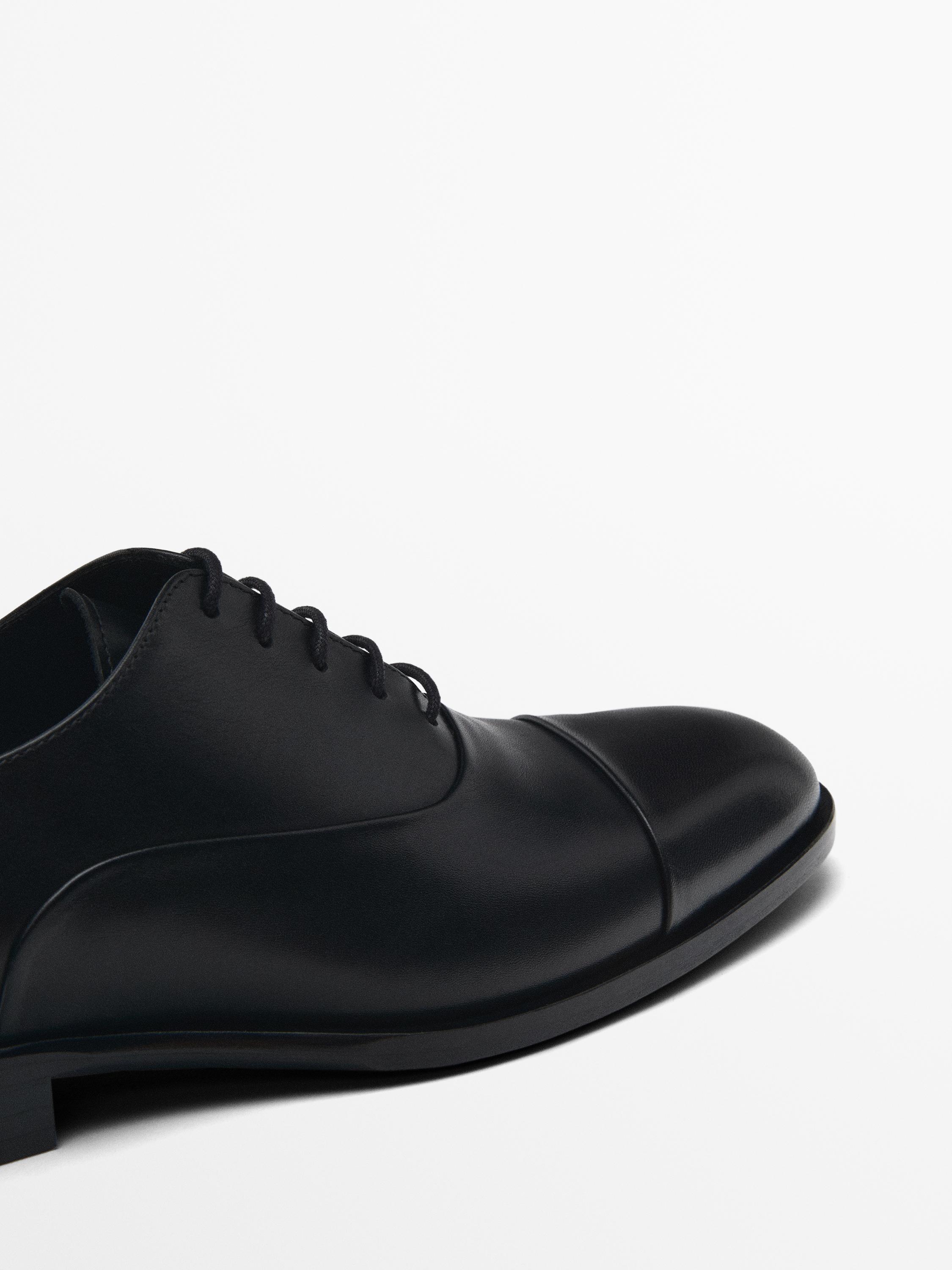 Oxford shoes — BLACK