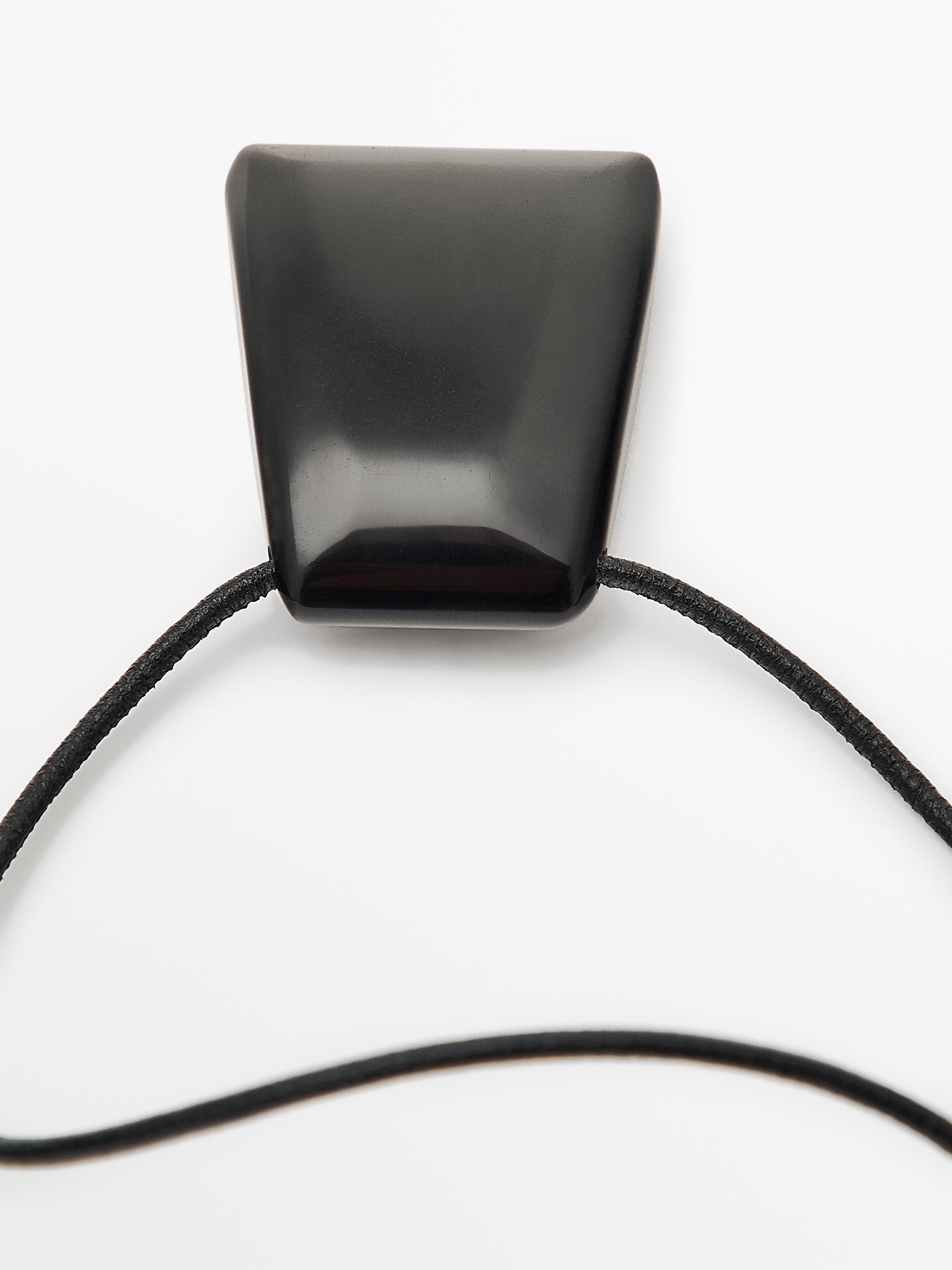 Cord necklace with natural stone