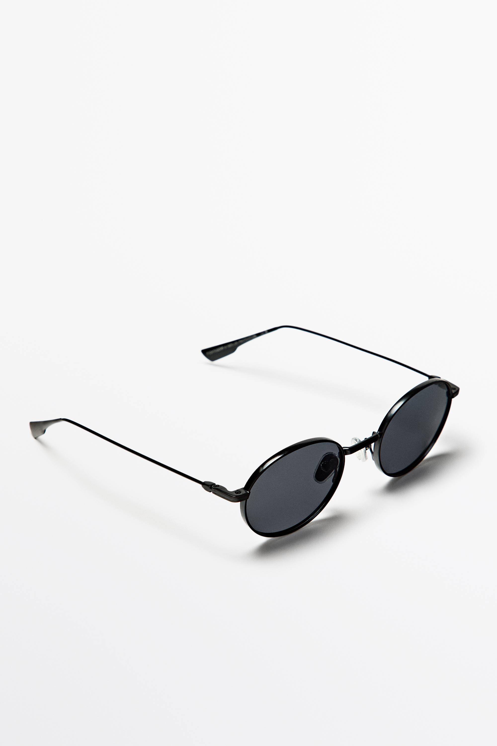 Metal sunglasses — BLACK