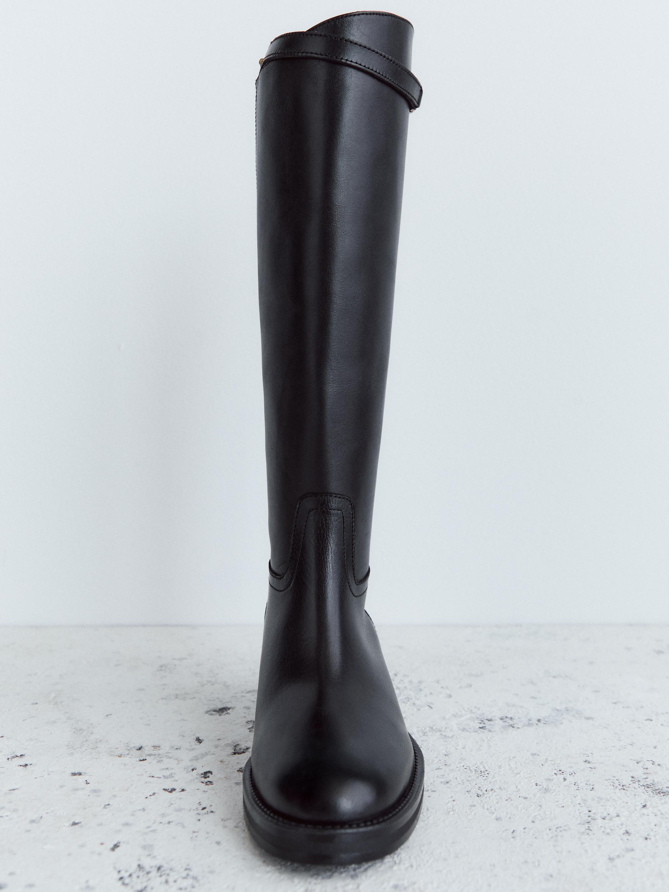 Leather riding boots — BLACK