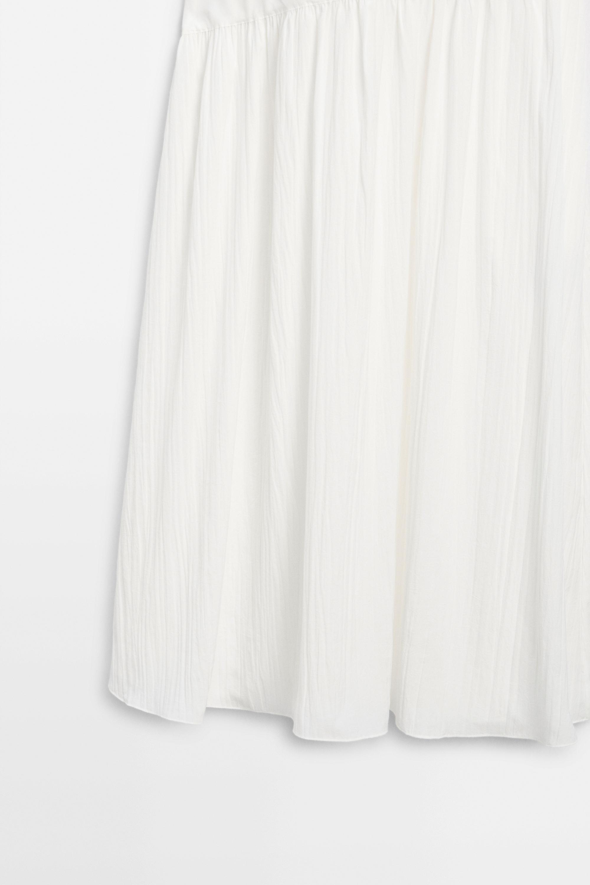Matching dress with pleated skirt — Off white