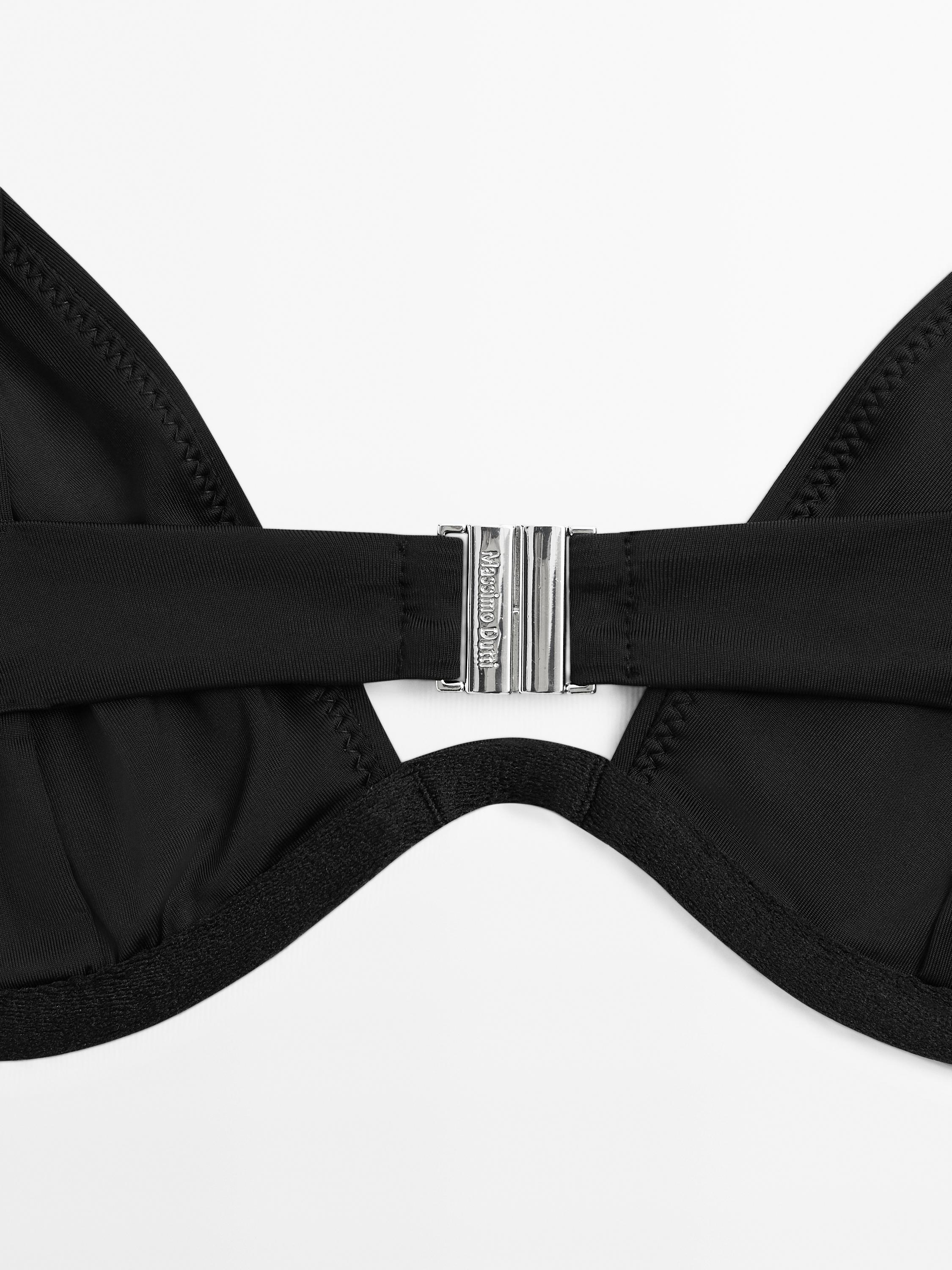 Bikini top with underwire