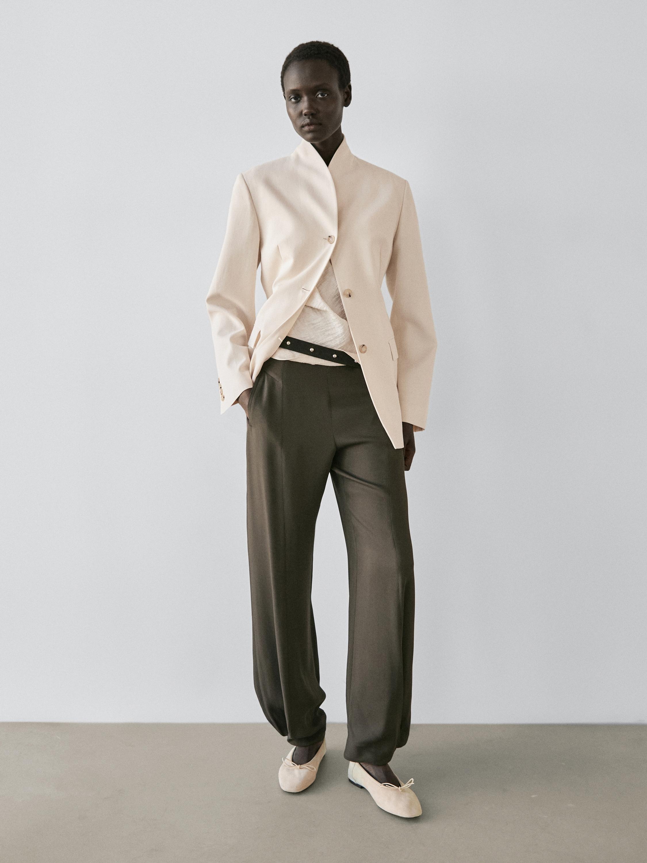 Asymmetric top with knot detail — BEIGE