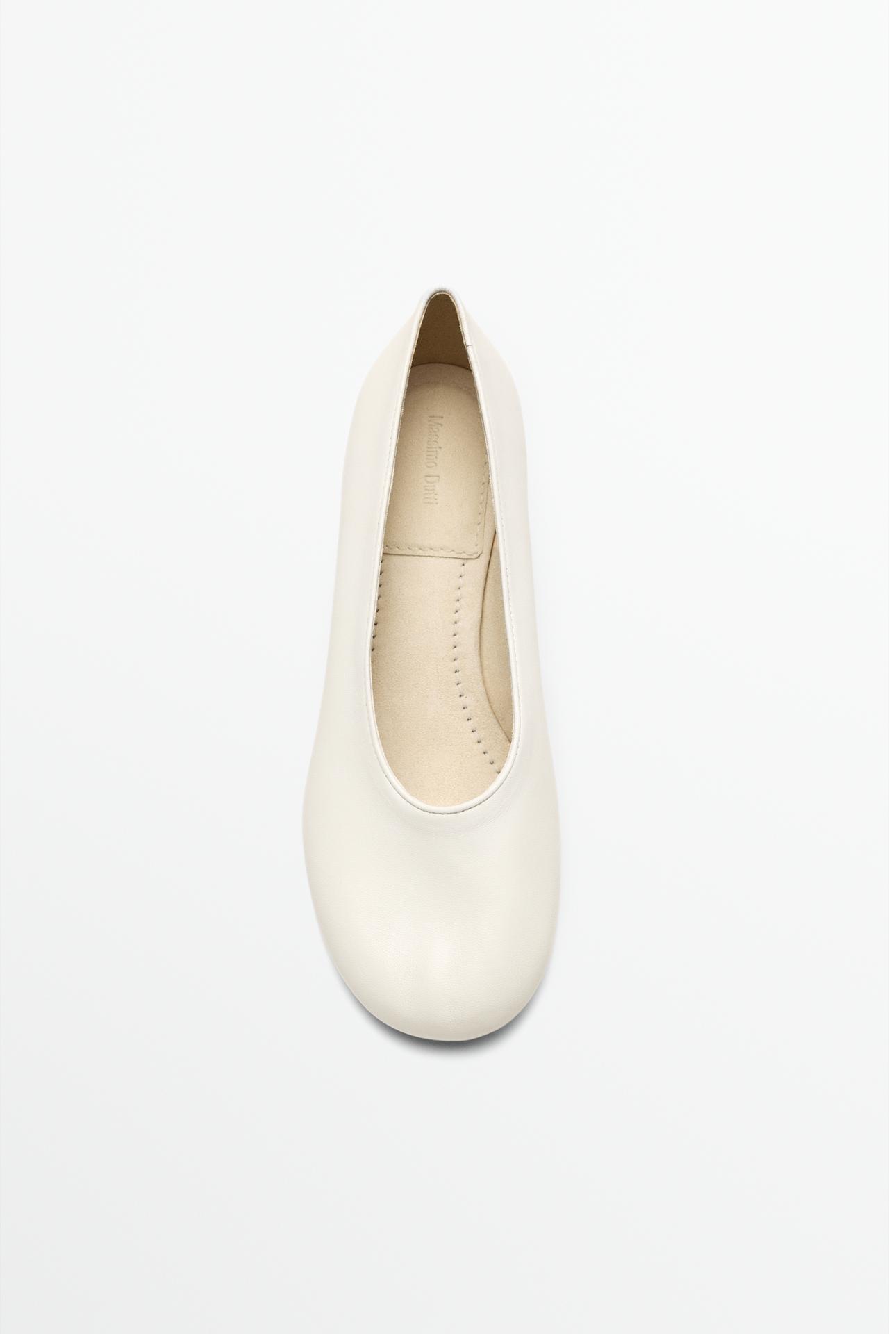 Soft leather heel shoe — WHITE