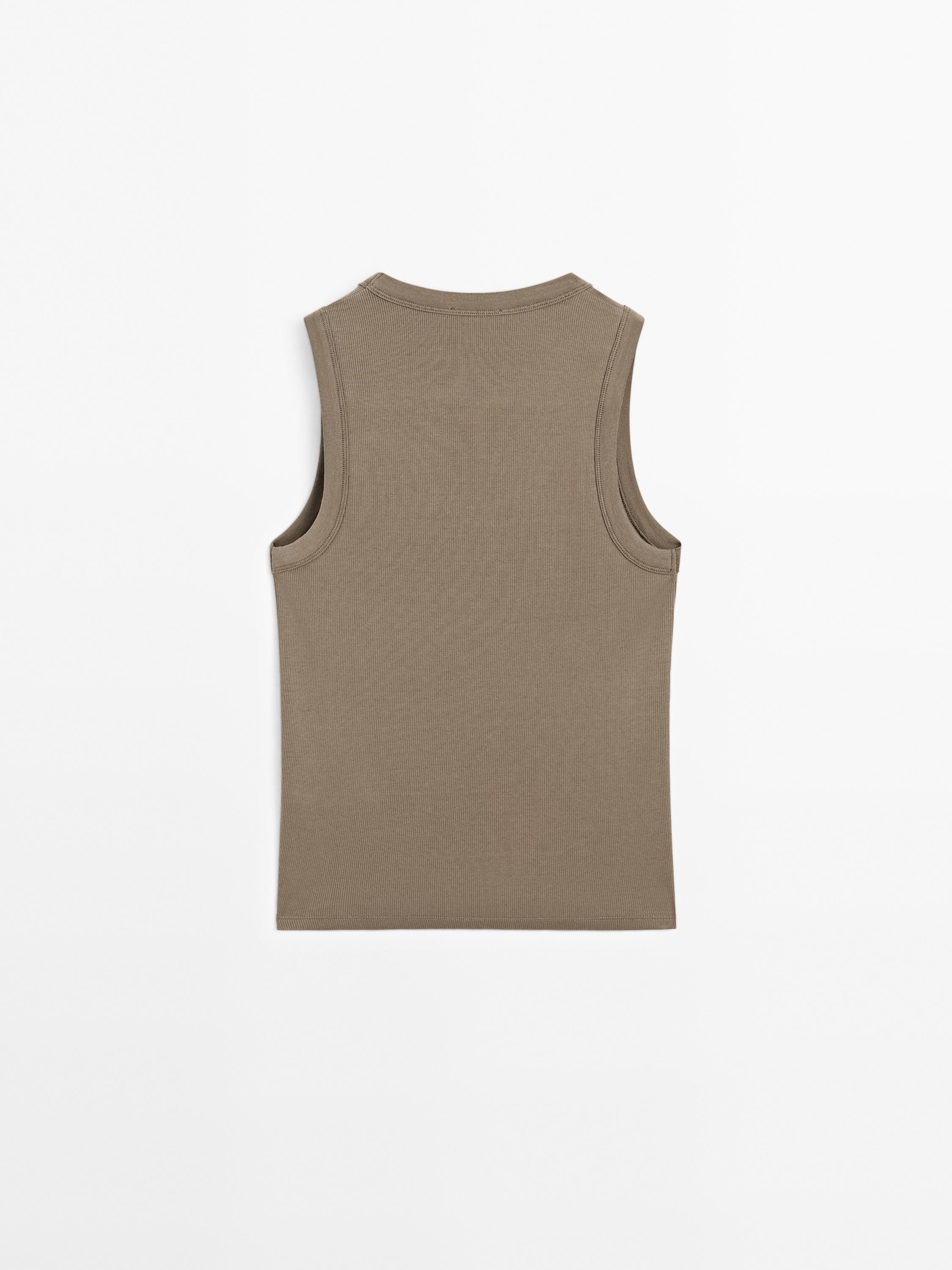 Heavy weight ribbed round neck top