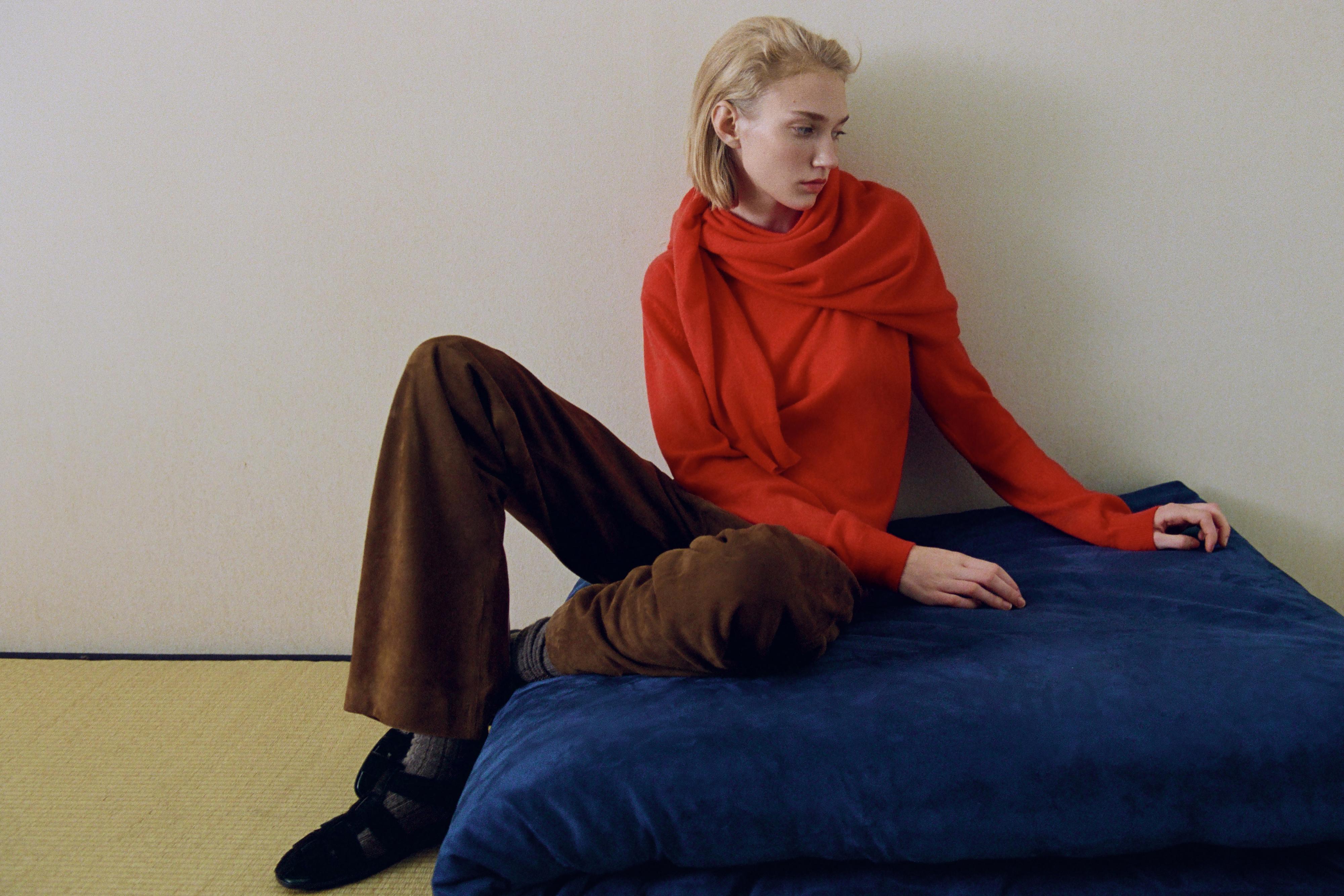 100% cashmere long sleeve sweater — ORANGE