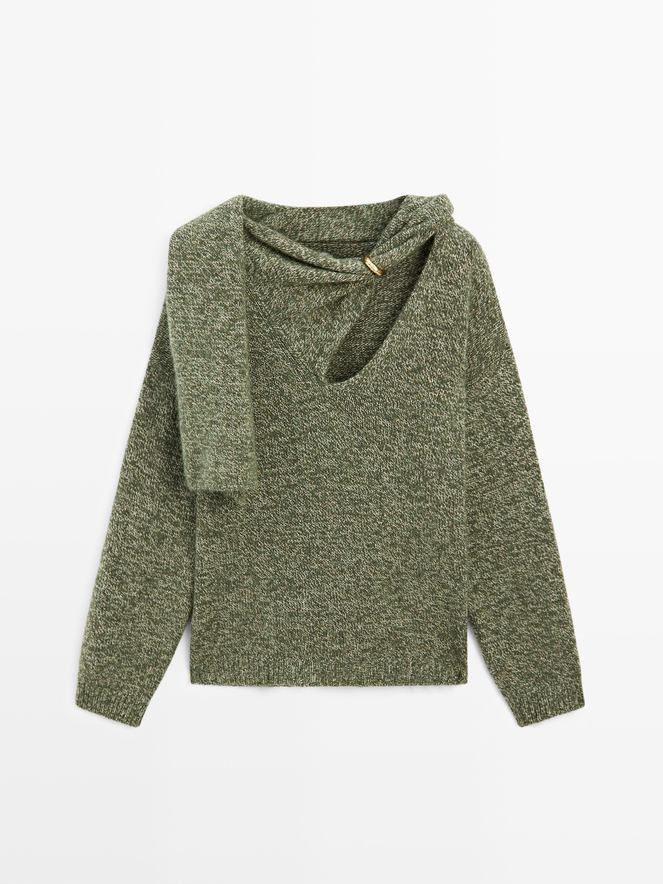 Melierter Strickpullover mit Schal - STUDIO