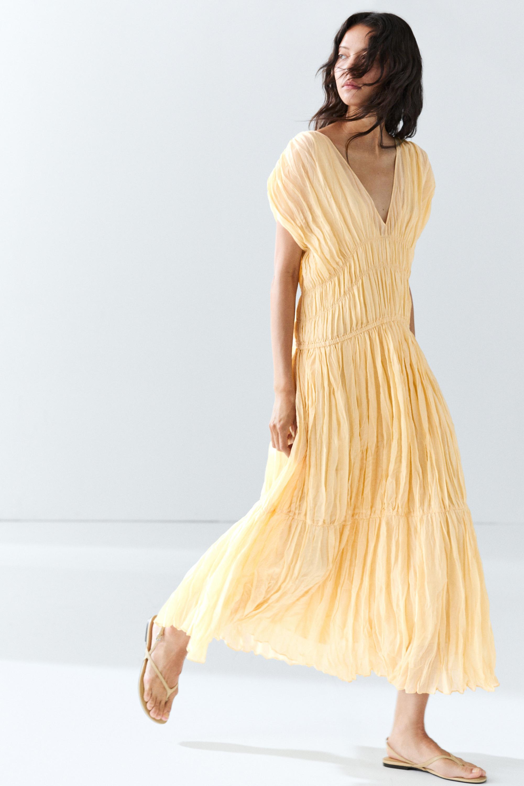Flowing gathered midi dress — YELLOW