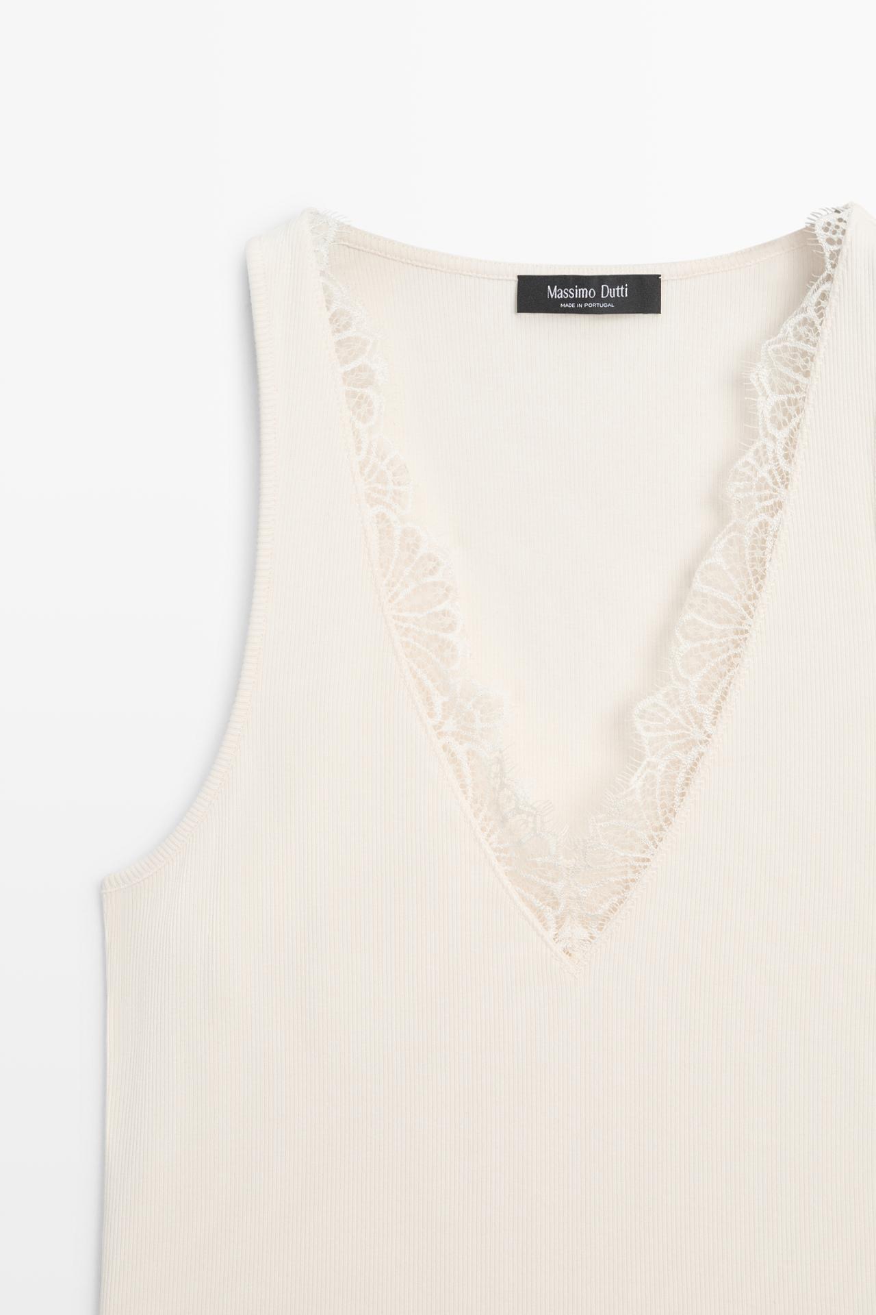 V-neck top with lace detail — CREAM