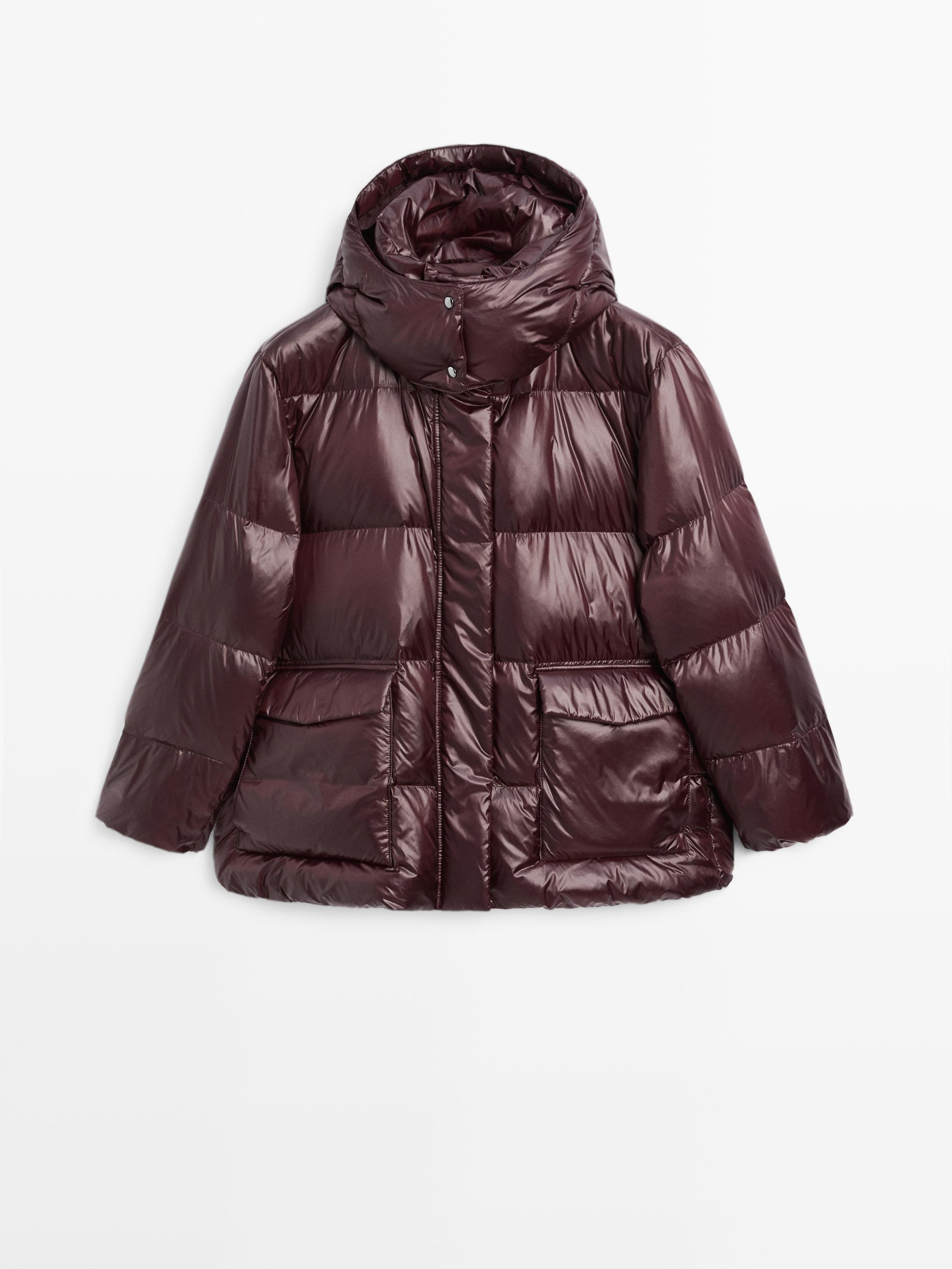 Short water-repellent puffer jacket with hood