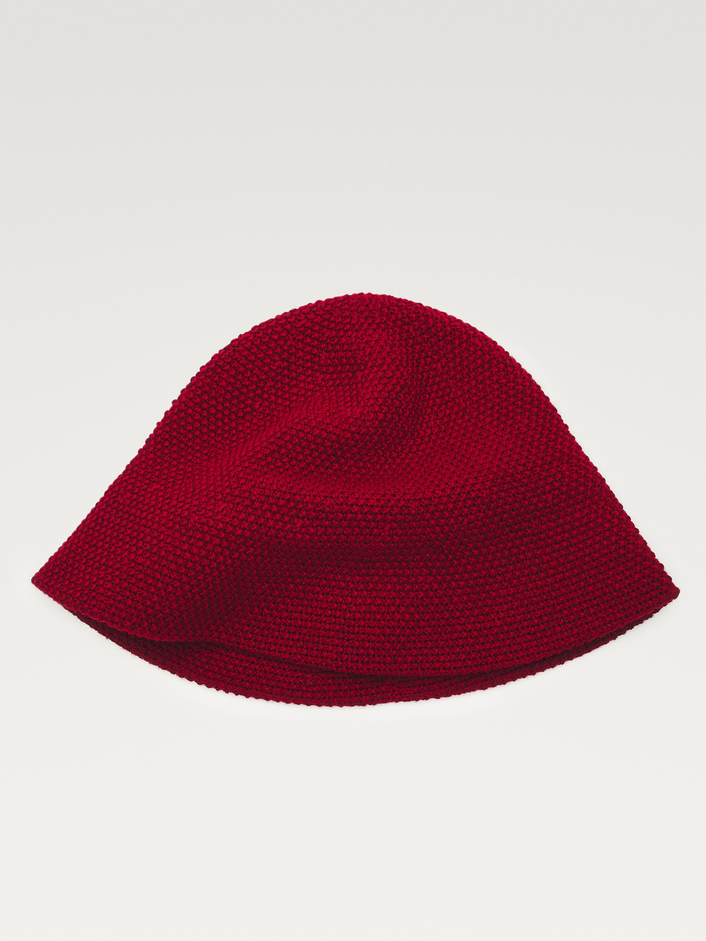 Wool blend knit beanie — RED