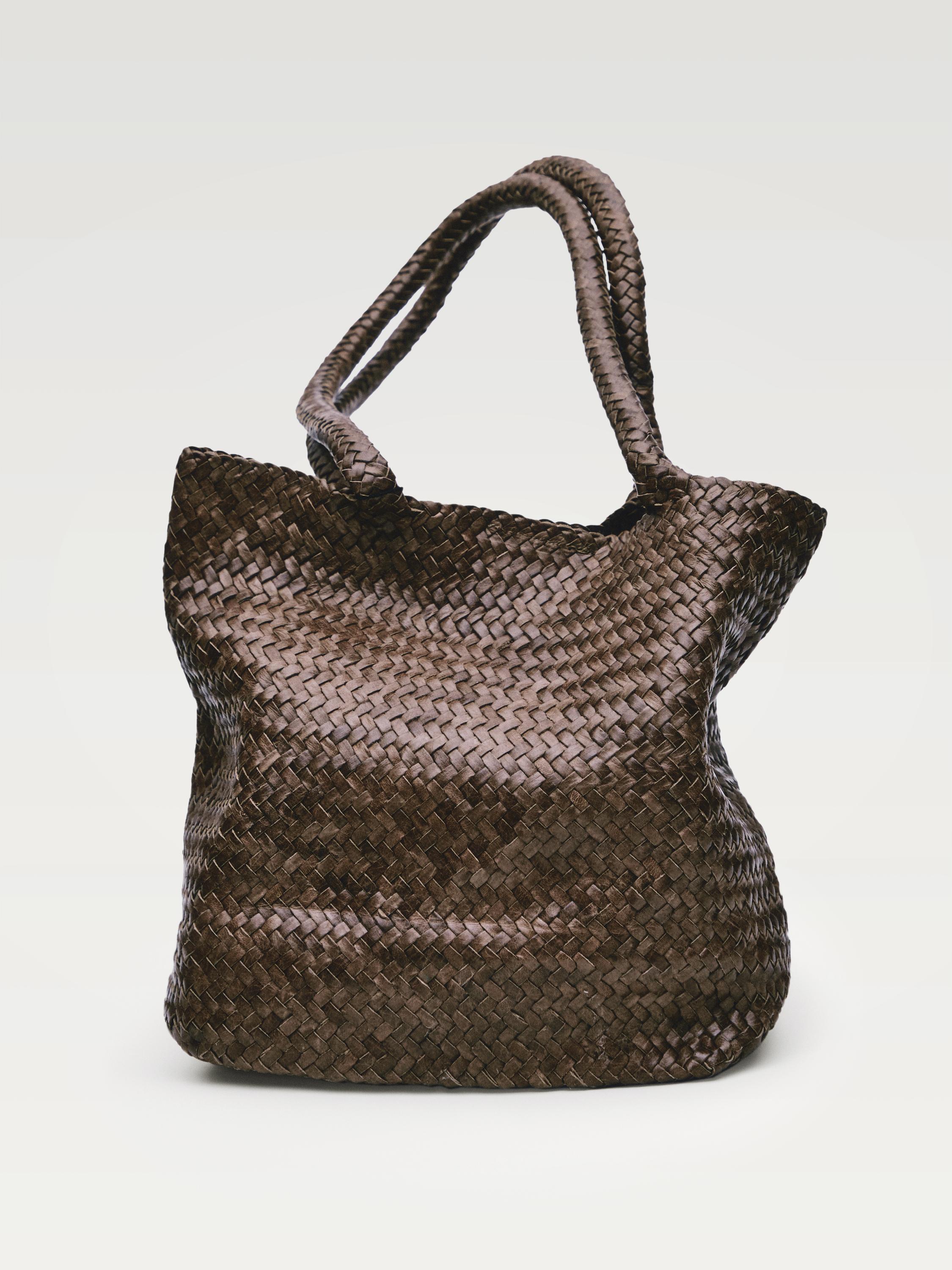Bolso medio tote trenzado piel napa
