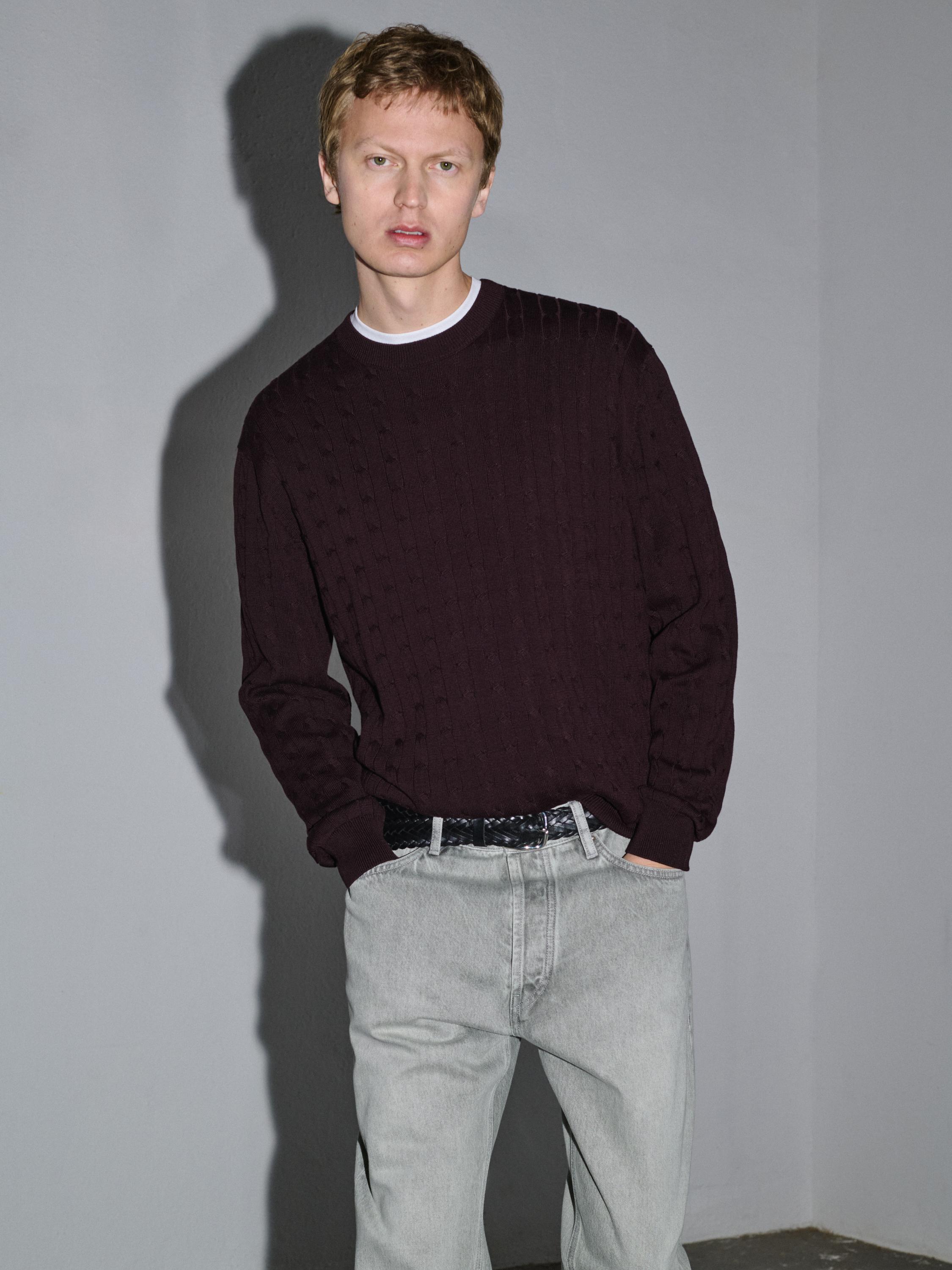 100% cotton cable-knit sweater — BURGUNDY
