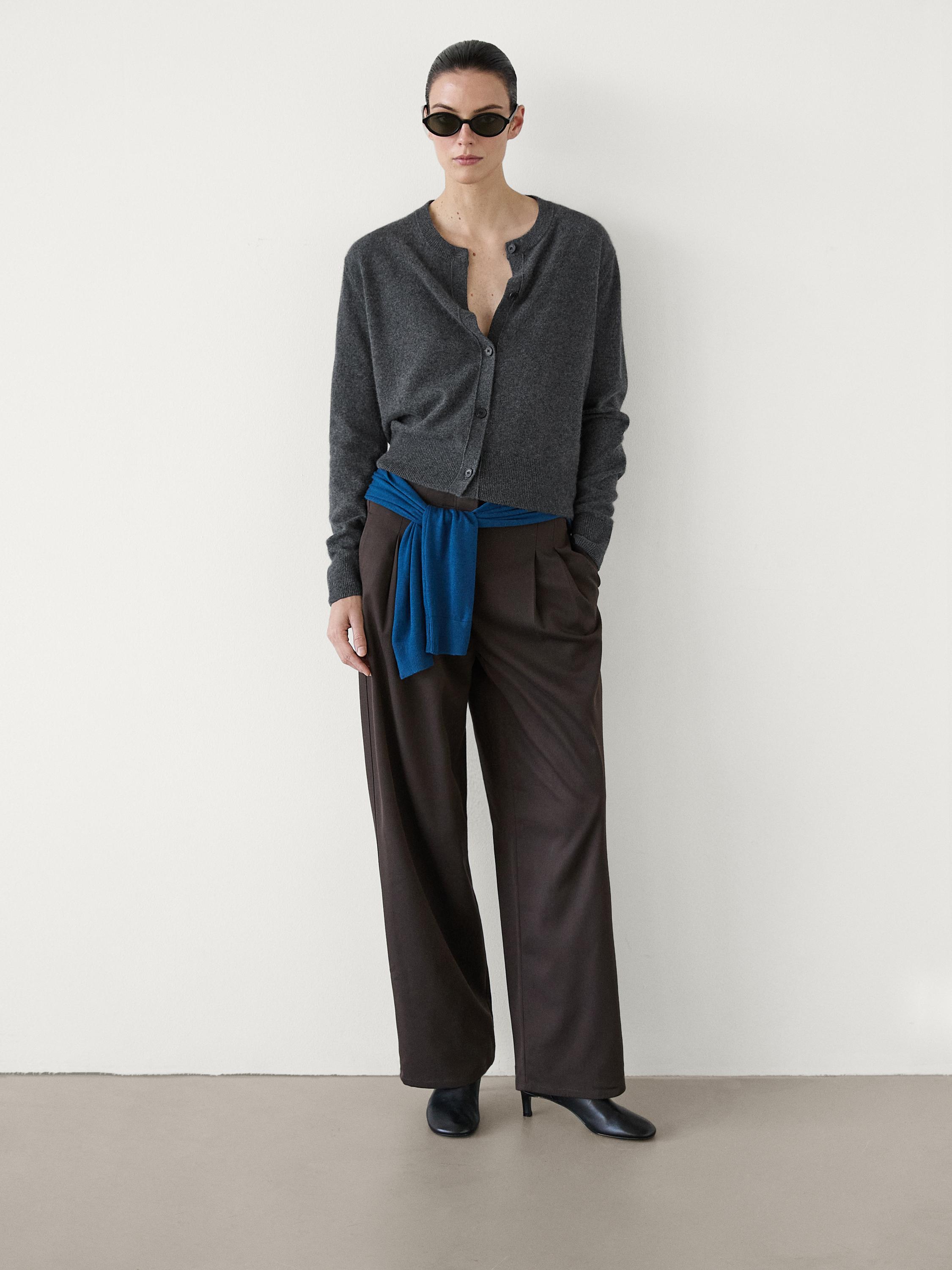 100% cashmere crew neck cardigan