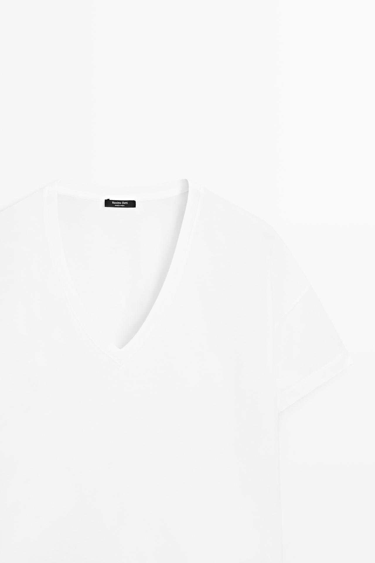 Flowing cropped fit V-neck T-shirt — WHITE