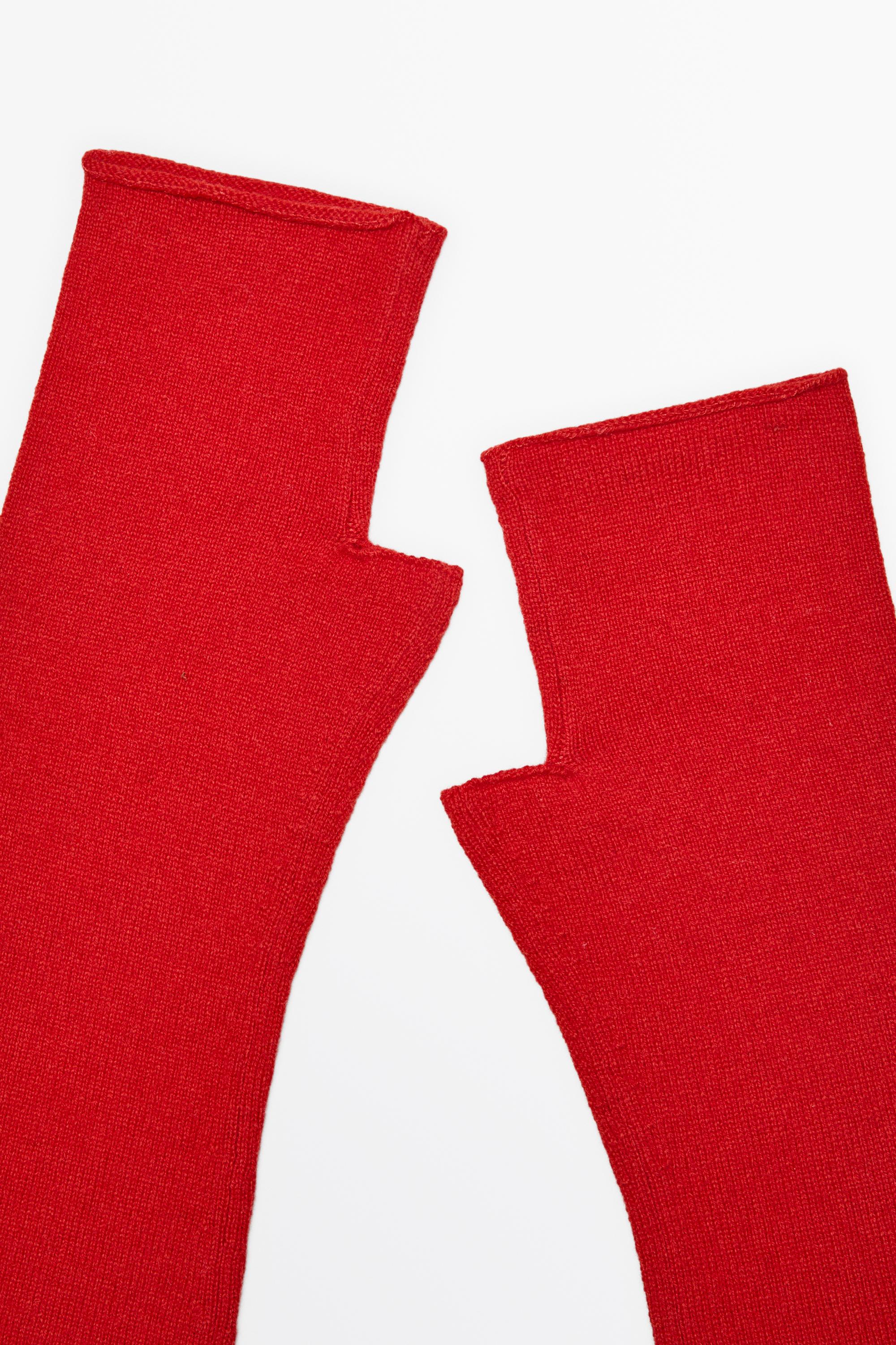 Wool and cashmere knit scarf