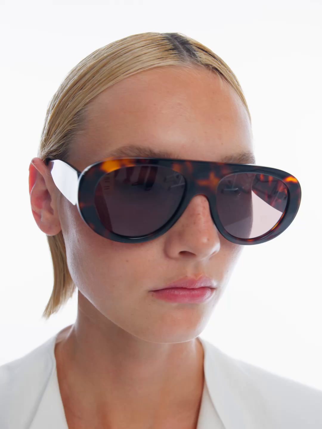 Oval sunglasses