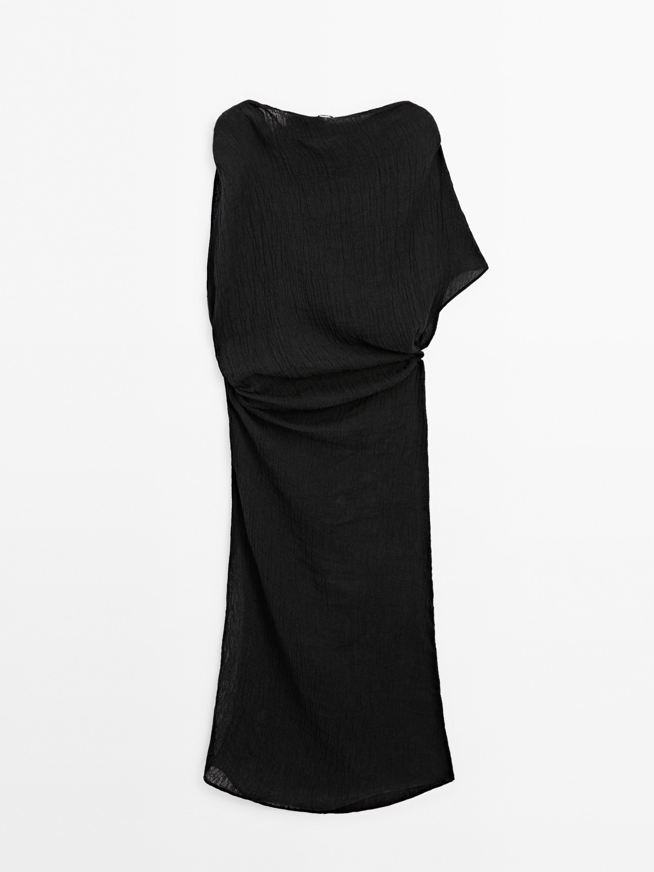 Robe midi en lin à encolure asymétrique