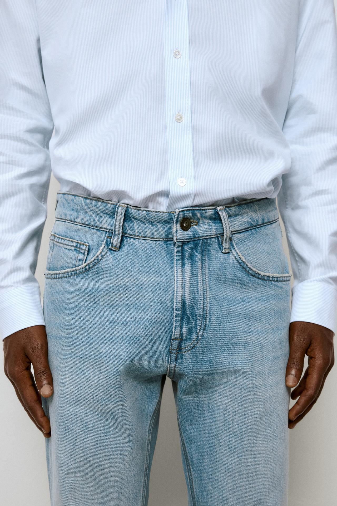 Bleach washed tapered fit jeans — Light Blue
