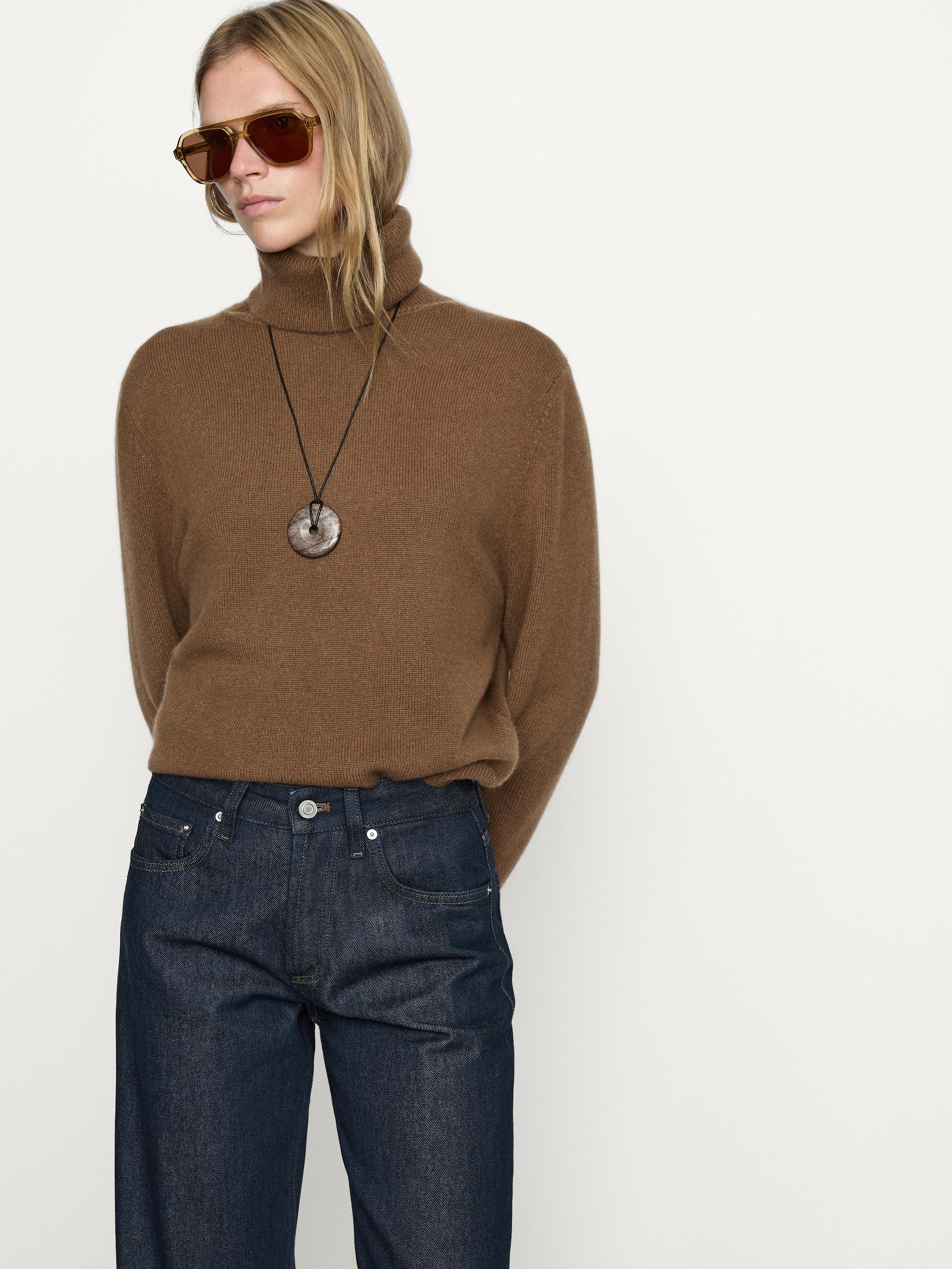 Mid-rise wide-leg full length jeans