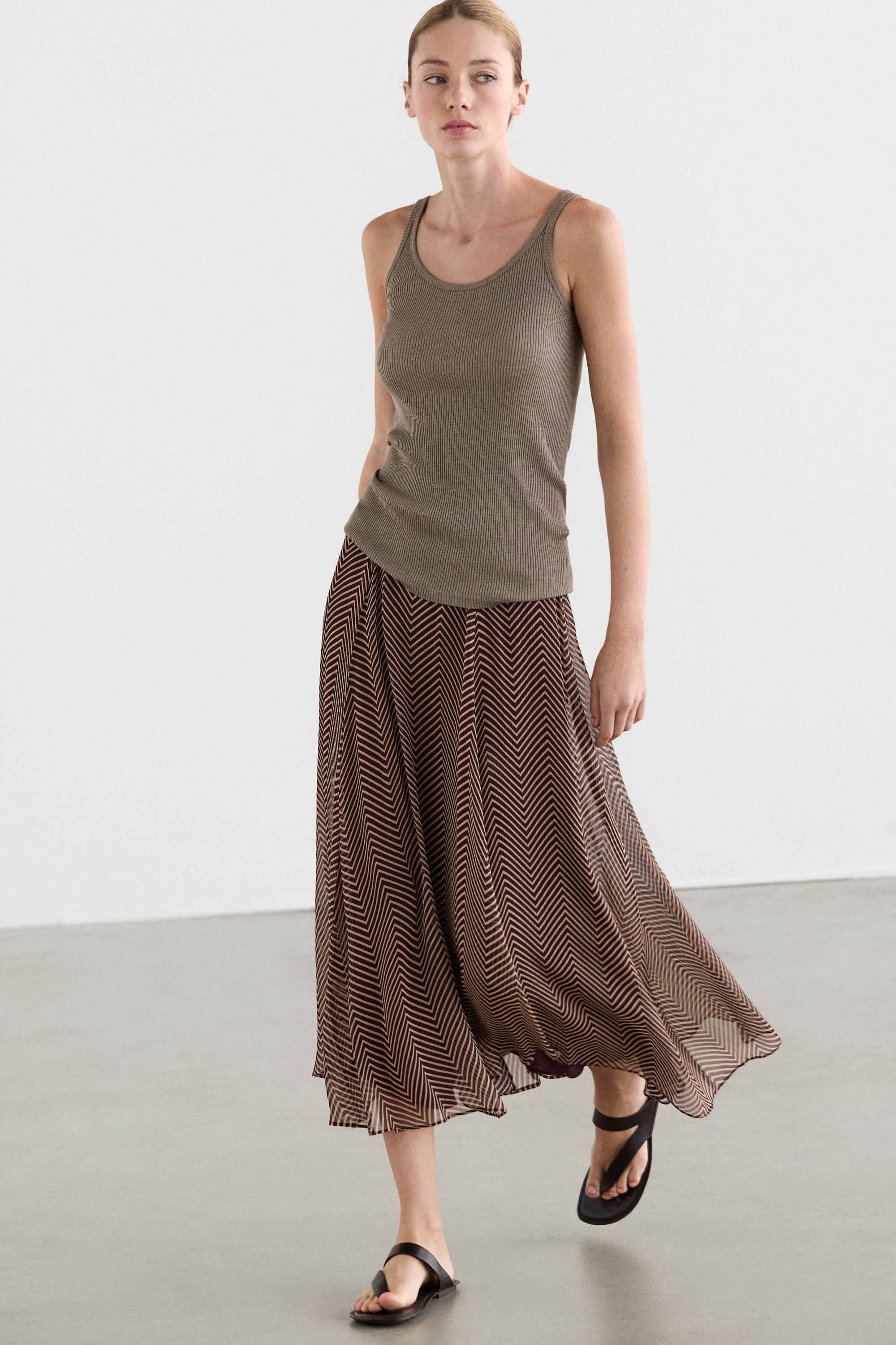 Geometric print flared midi skirt — BURGUNDY