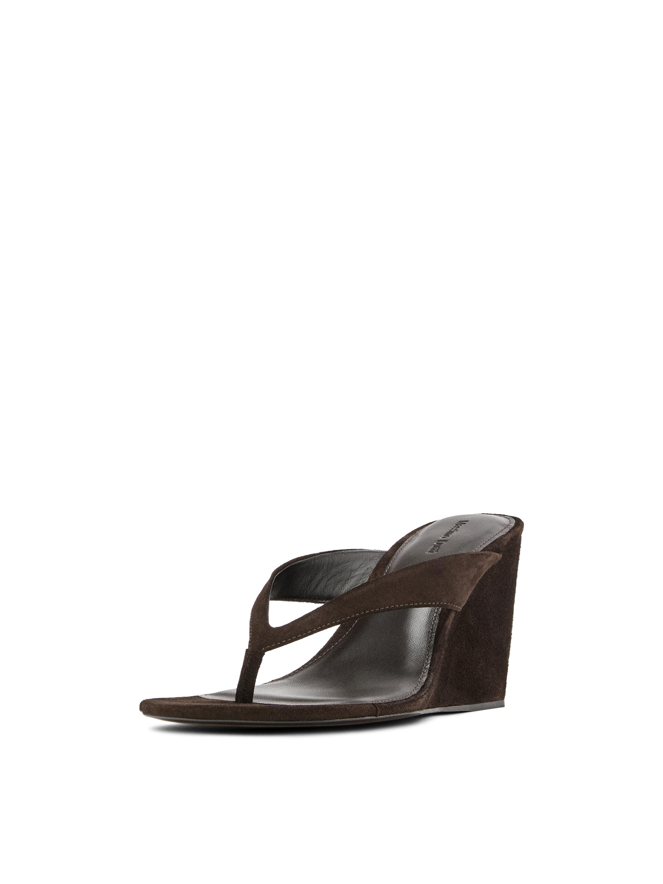 Süet deri dolgu topuk sandalet